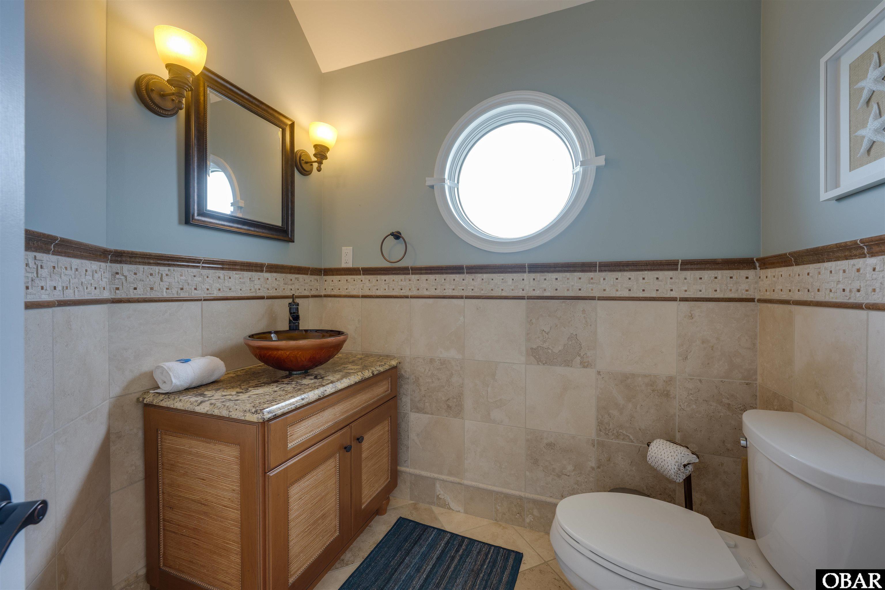 1022 Lighthouse Drive, Corolla, NC 27927, 5 Bedrooms Bedrooms, ,5 BathroomsBathrooms,Residential,For sale,Lighthouse Drive,126988