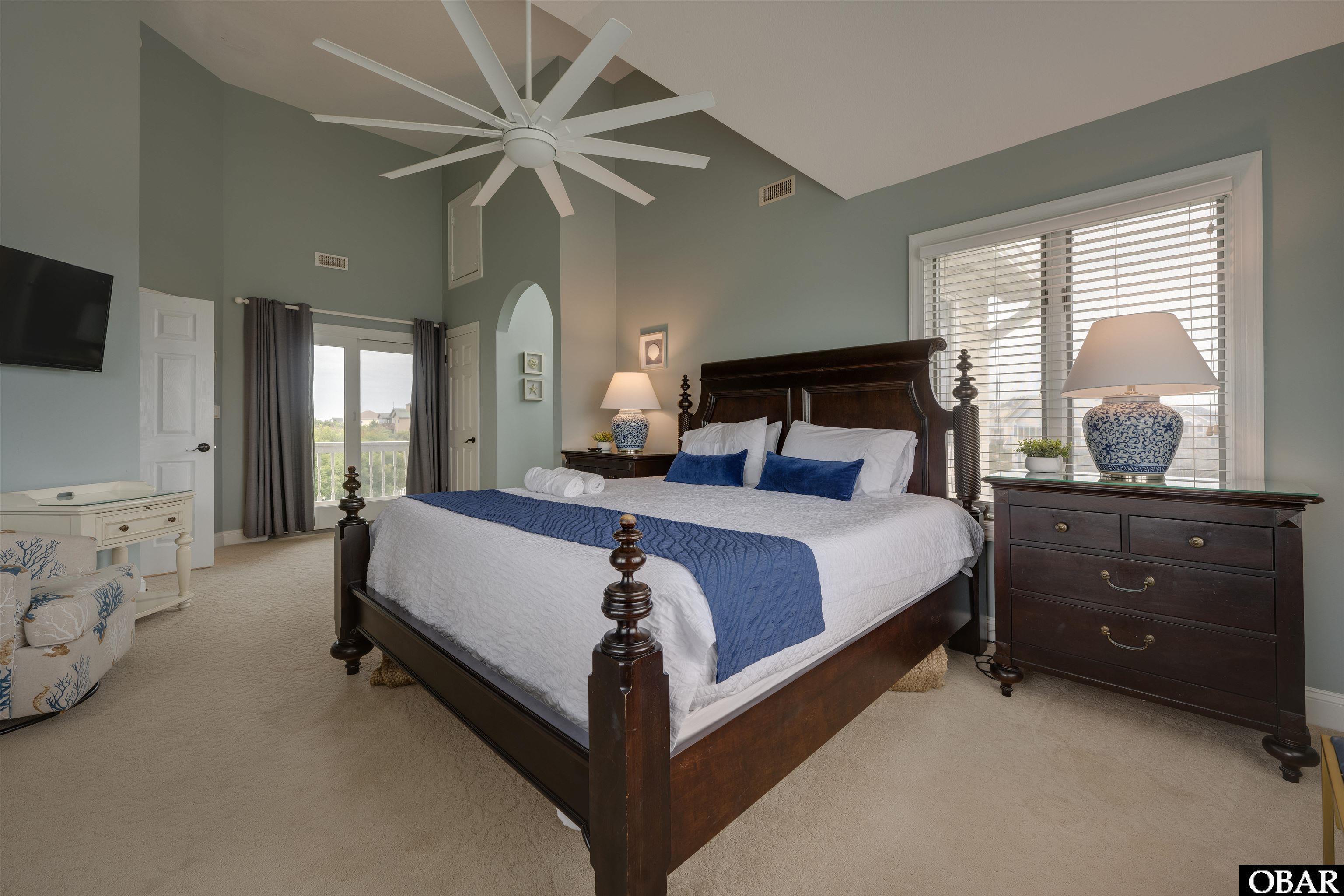 1022 Lighthouse Drive, Corolla, NC 27927, 5 Bedrooms Bedrooms, ,5 BathroomsBathrooms,Residential,For sale,Lighthouse Drive,126988