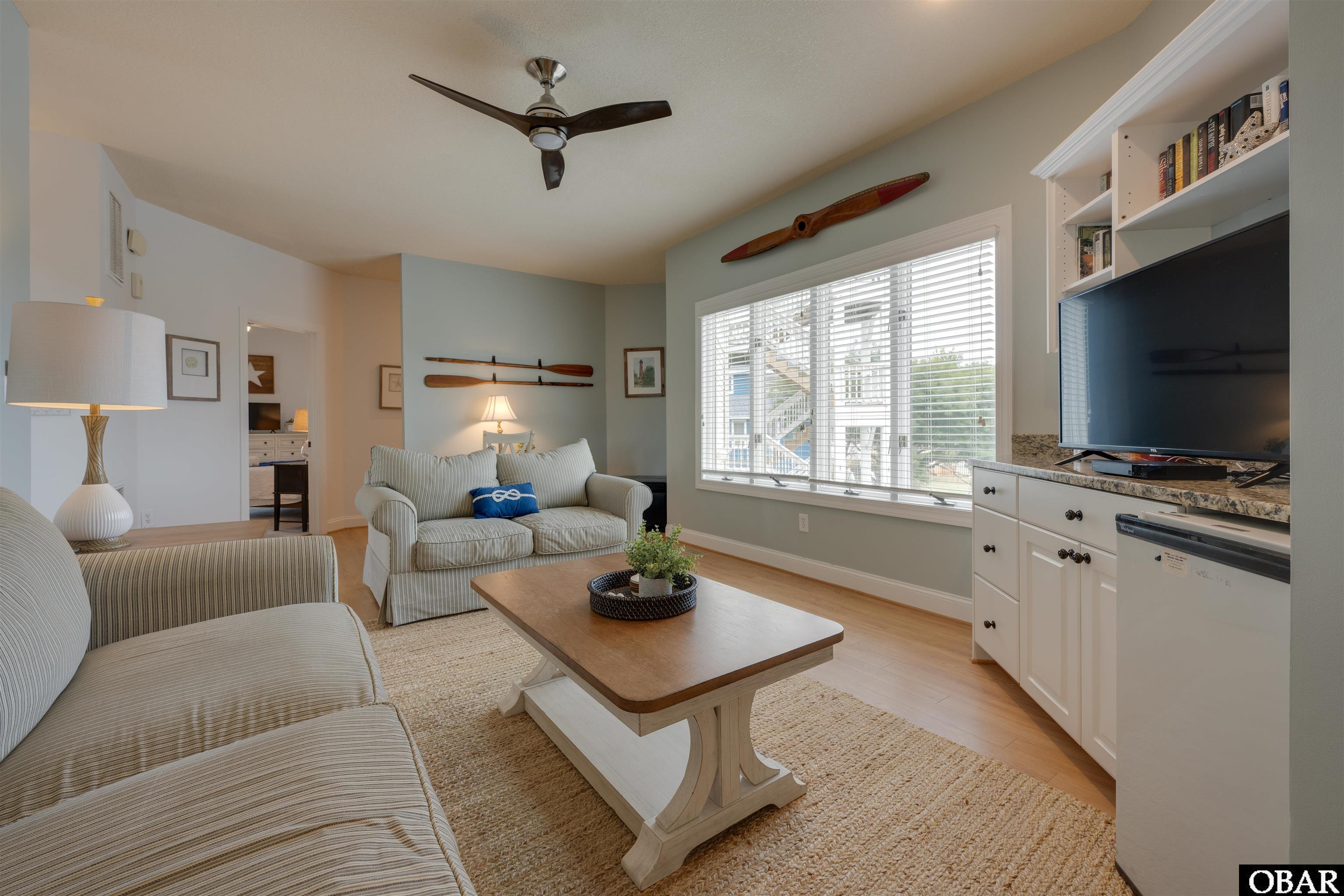 1022 Lighthouse Drive, Corolla, NC 27927, 5 Bedrooms Bedrooms, ,5 BathroomsBathrooms,Residential,For sale,Lighthouse Drive,126988