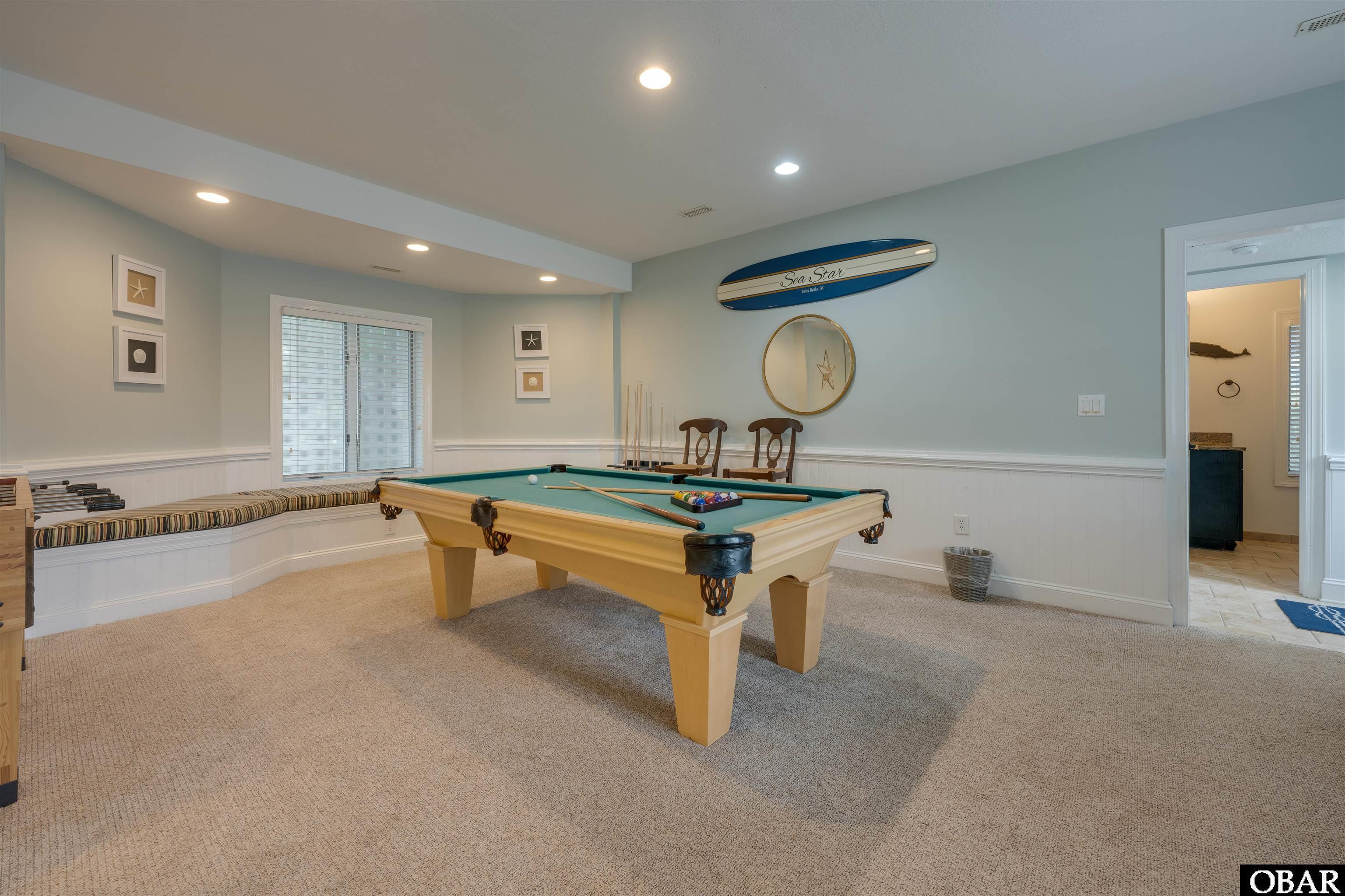 1022 Lighthouse Drive, Corolla, NC 27927, 5 Bedrooms Bedrooms, ,5 BathroomsBathrooms,Residential,For sale,Lighthouse Drive,126988