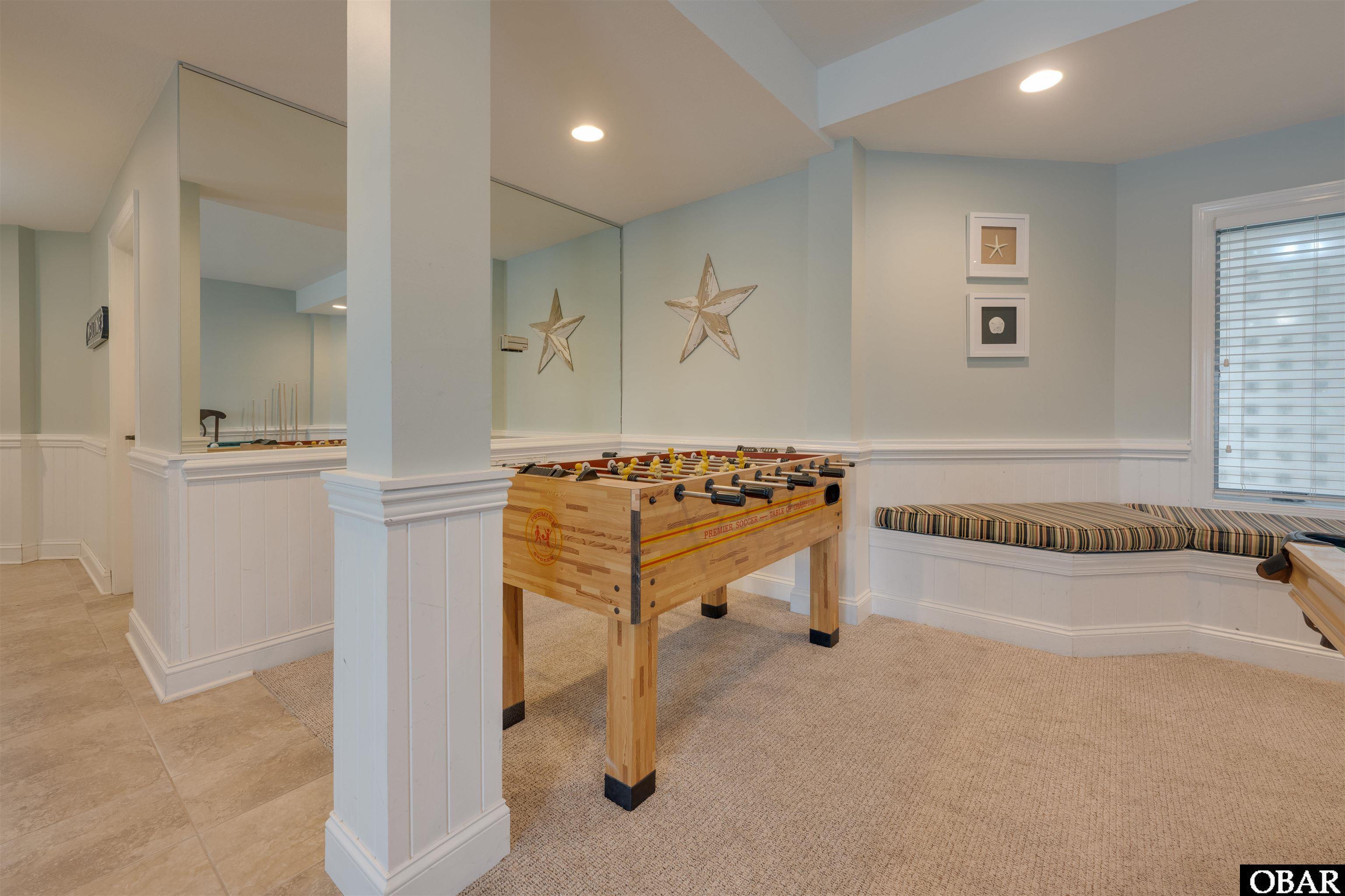 1022 Lighthouse Drive, Corolla, NC 27927, 5 Bedrooms Bedrooms, ,5 BathroomsBathrooms,Residential,For sale,Lighthouse Drive,126988