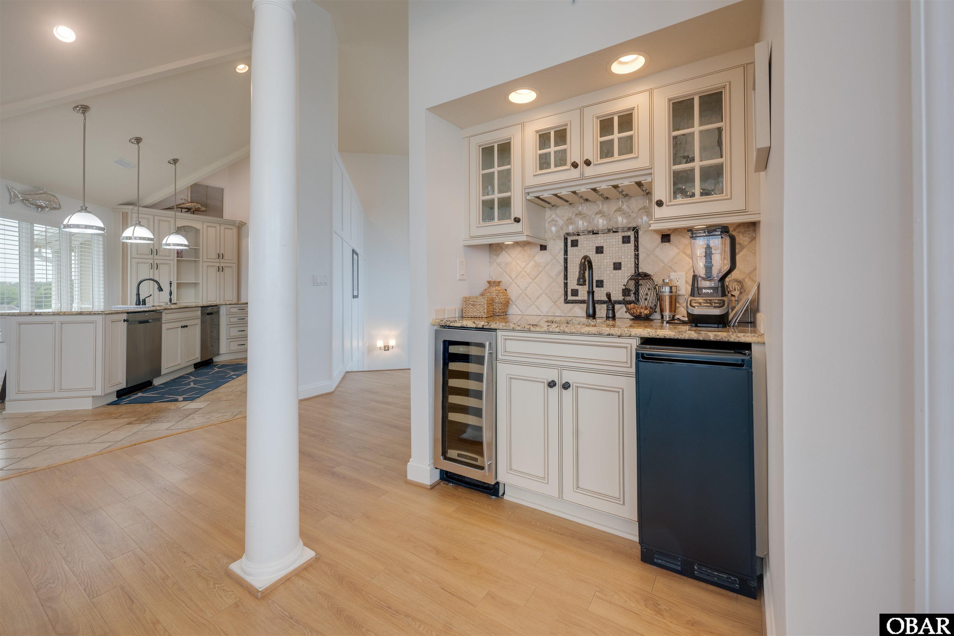 1022 Lighthouse Drive, Corolla, NC 27927, 5 Bedrooms Bedrooms, ,5 BathroomsBathrooms,Residential,For sale,Lighthouse Drive,126988