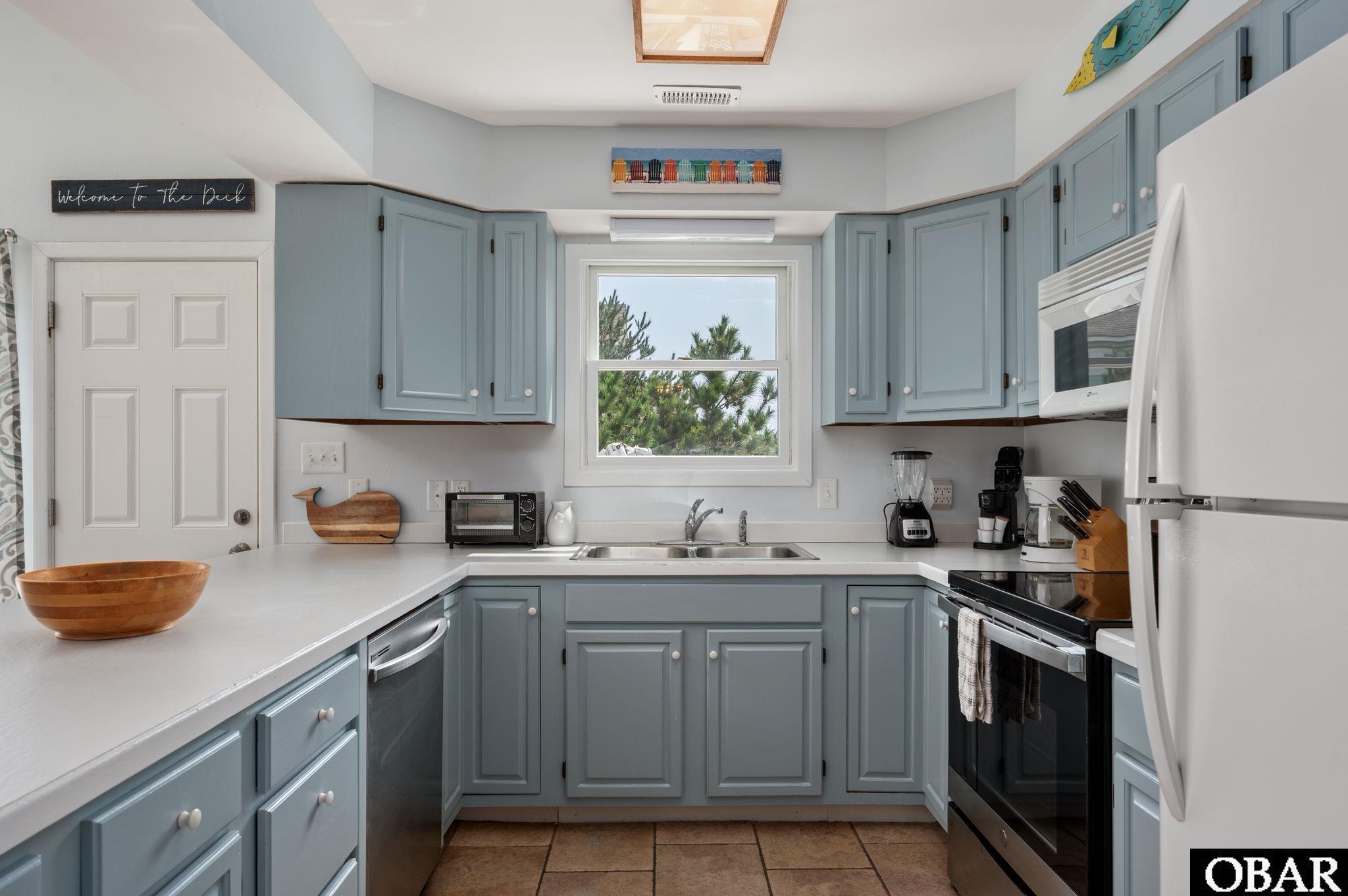 884 Whalehead Drive, Corolla, NC 27927, 4 Bedrooms Bedrooms, ,4 BathroomsBathrooms,Residential,For sale,Whalehead Drive,126991