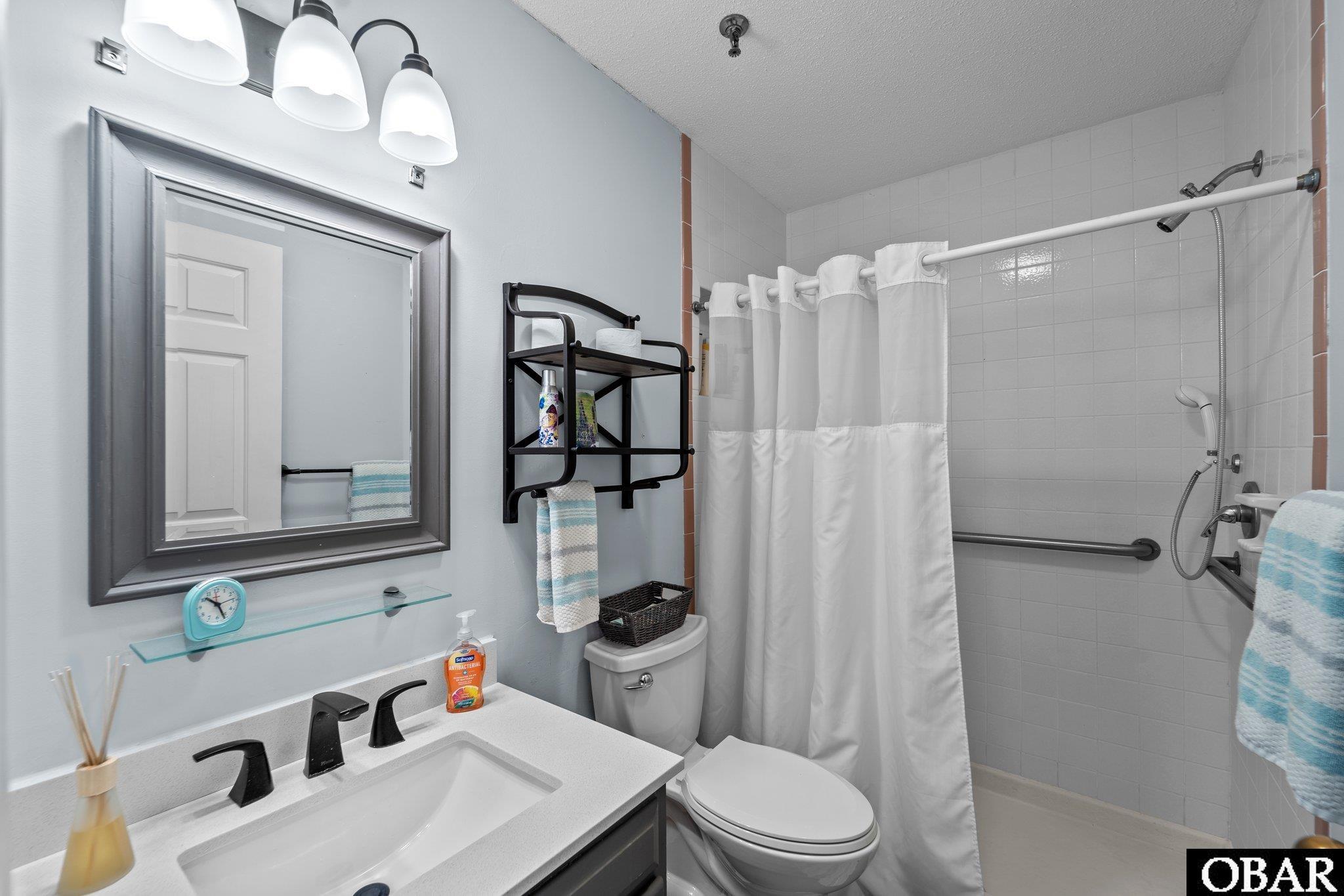 207 Queen Elizabeth Street, Manteo, NC 27954, 2 Bedrooms Bedrooms, ,2 BathroomsBathrooms,Residential,For sale,Queen Elizabeth Street,126992
