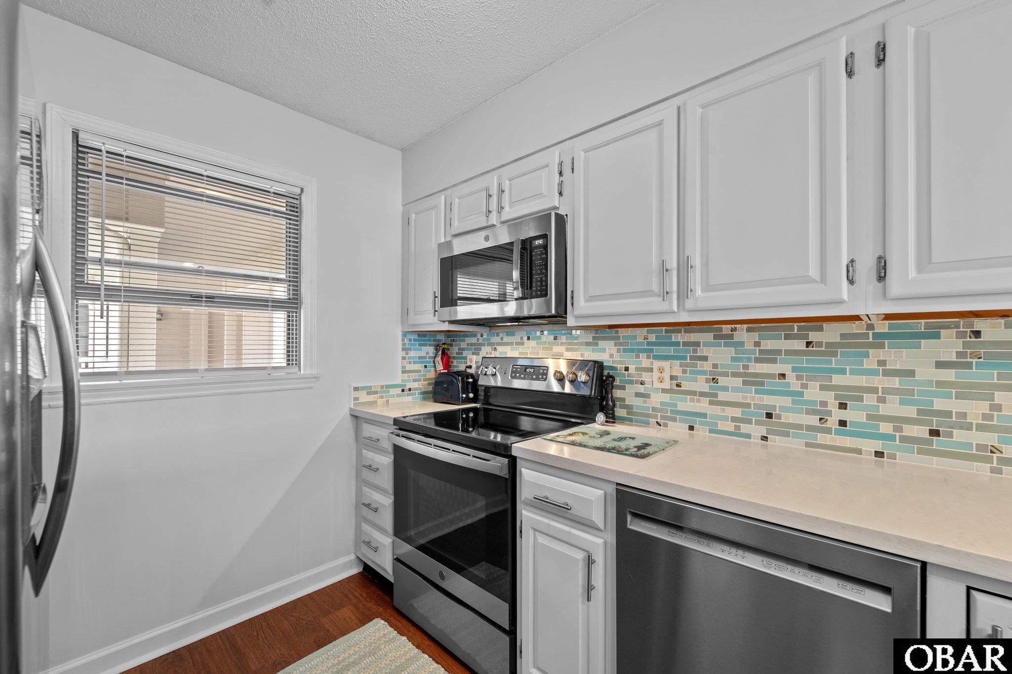 207 Queen Elizabeth Street, Manteo, NC 27954, 2 Bedrooms Bedrooms, ,2 BathroomsBathrooms,Residential,For sale,Queen Elizabeth Street,126992