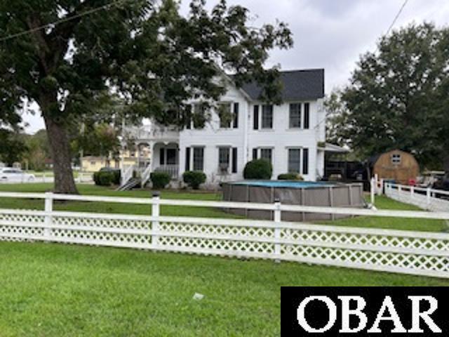 100 Sixth Street, Creswell, NC 27928, 5 Bedrooms Bedrooms, ,4 BathroomsBathrooms,Residential,For sale,Sixth Street,127003