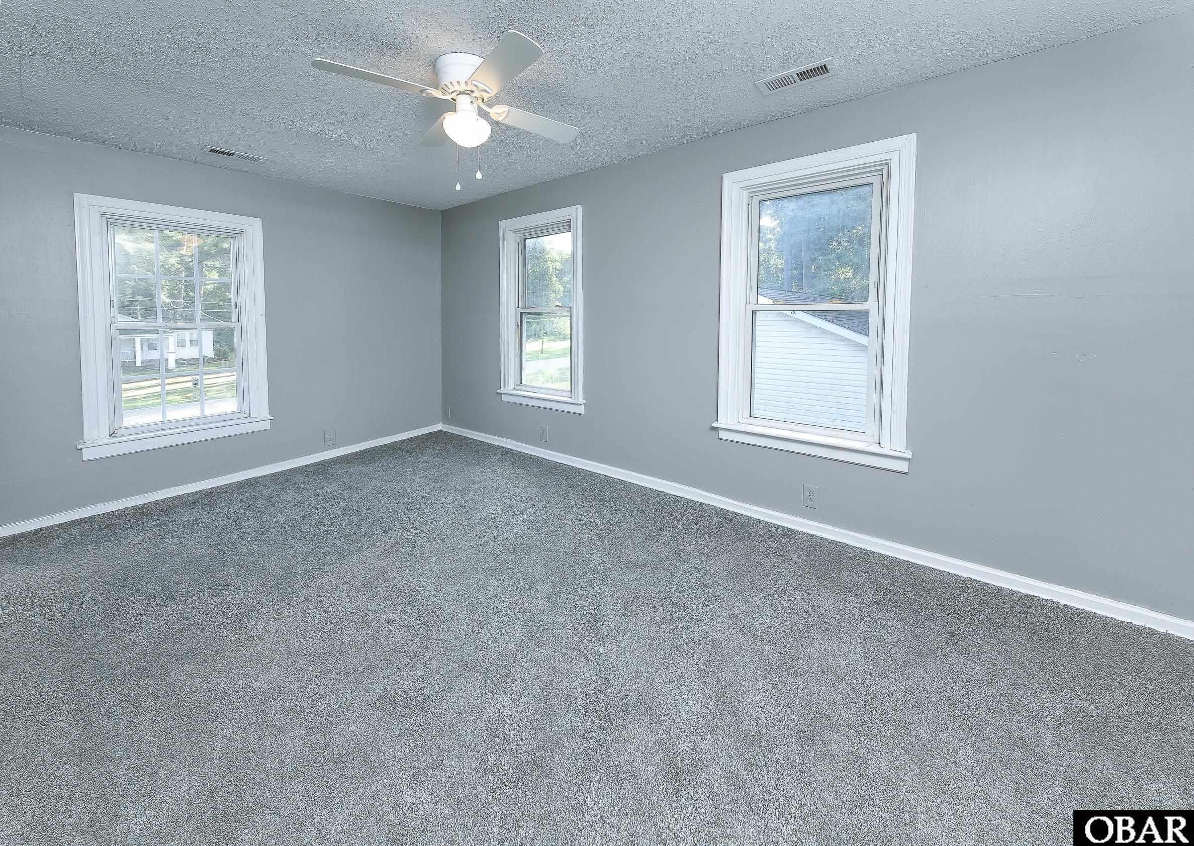 1702 Main Street Ext, Elizabeth City, NC 27909, 3 Bedrooms Bedrooms, ,2 BathroomsBathrooms,Residential,For sale,Main Street Ext,127020