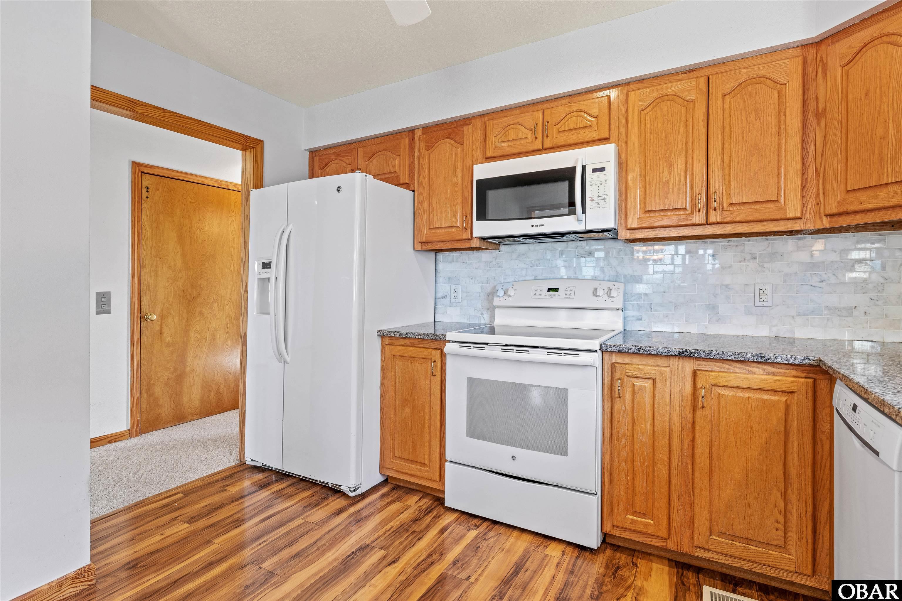 3142 Bay Drive, Kill Devil Hills, NC 27949, 4 Bedrooms Bedrooms, ,3 BathroomsBathrooms,Residential,For sale,Bay Drive,127021