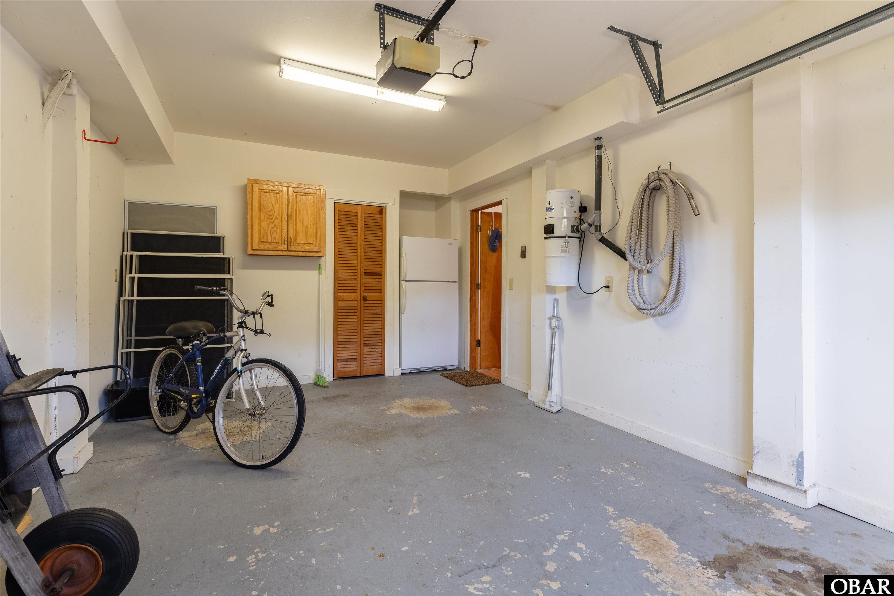 3142 Bay Drive, Kill Devil Hills, NC 27949, 4 Bedrooms Bedrooms, ,3 BathroomsBathrooms,Residential,For sale,Bay Drive,127021