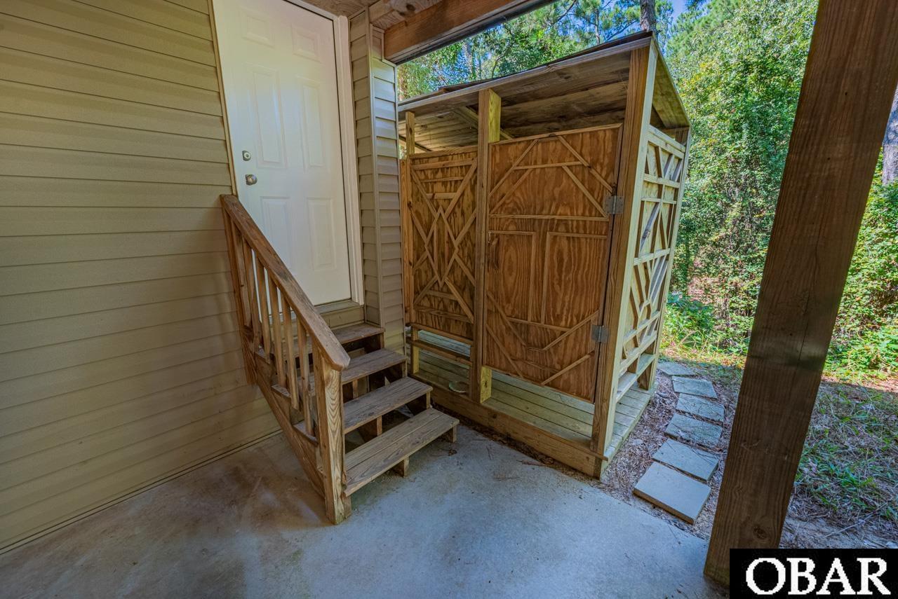 119 Forest Avenue, Manteo, NC 27954, 3 Bedrooms Bedrooms, ,2 BathroomsBathrooms,Residential,For sale,Forest Avenue,127029