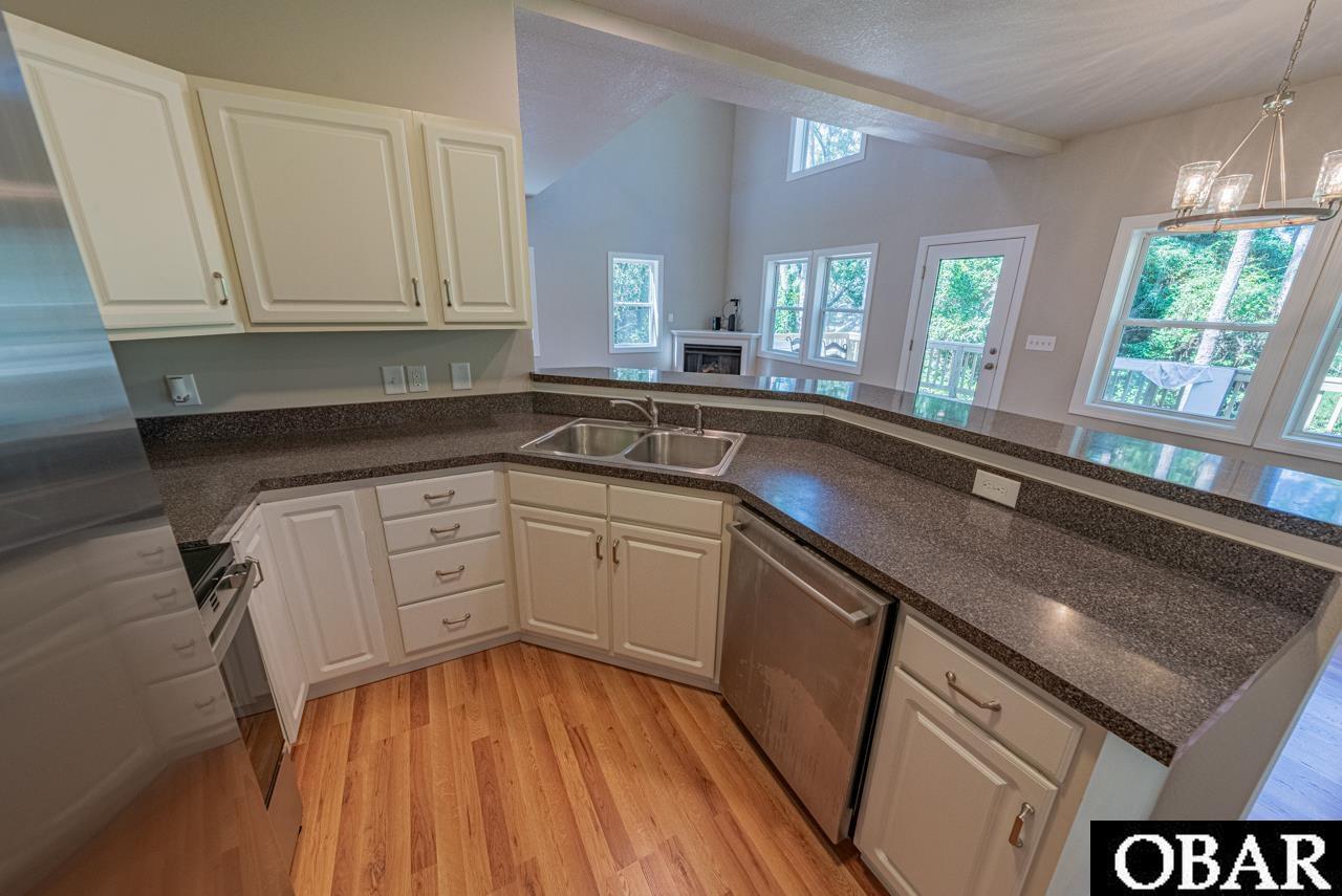 119 Forest Avenue, Manteo, NC 27954, 3 Bedrooms Bedrooms, ,2 BathroomsBathrooms,Residential,For sale,Forest Avenue,127029