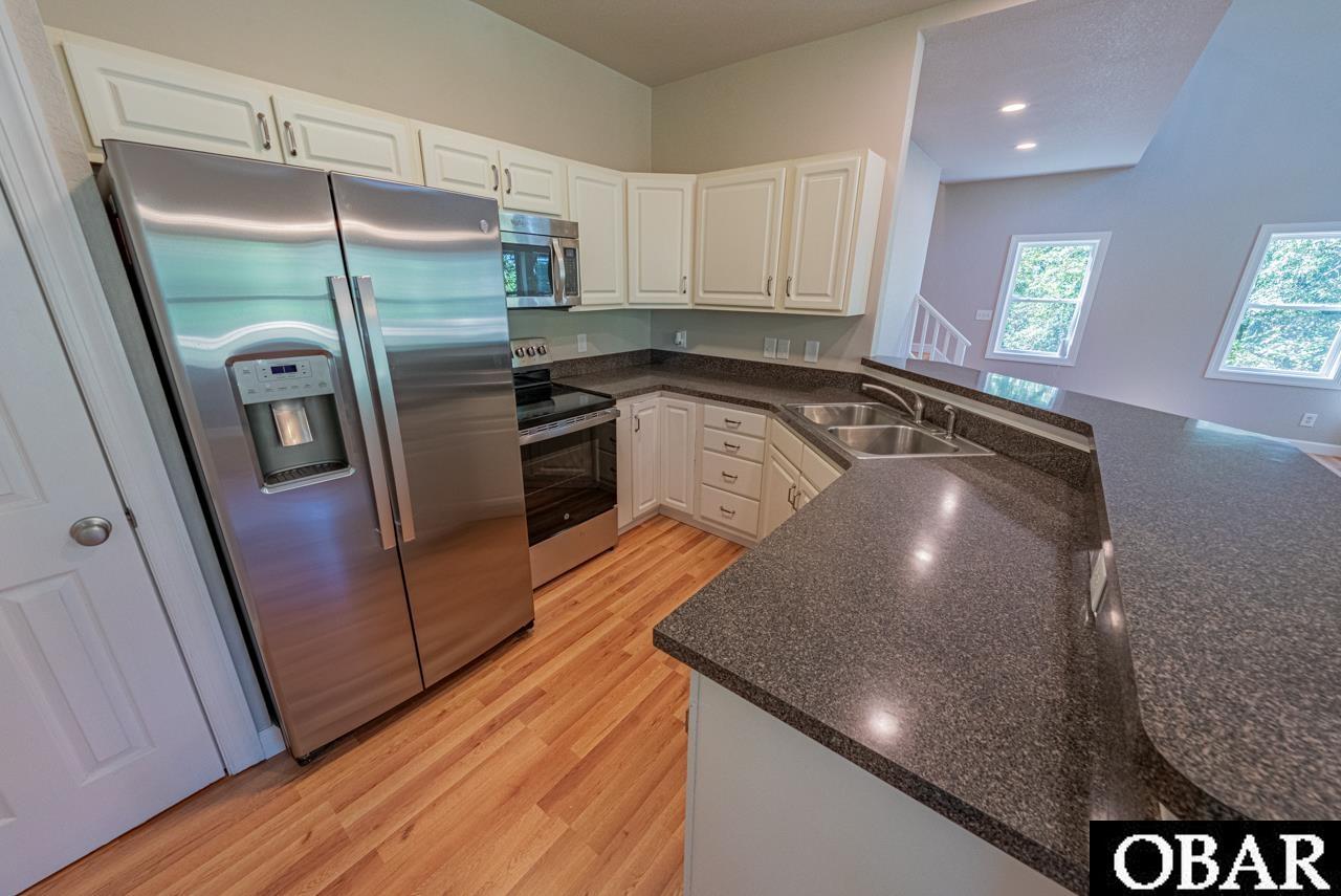 119 Forest Avenue, Manteo, NC 27954, 3 Bedrooms Bedrooms, ,2 BathroomsBathrooms,Residential,For sale,Forest Avenue,127029