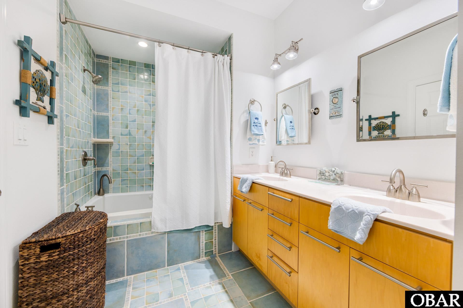 7 Palmetto Lane, Southern Shores, NC 27949-3720, 3 Bedrooms Bedrooms, ,2 BathroomsBathrooms,Residential,For sale,Palmetto Lane,127030