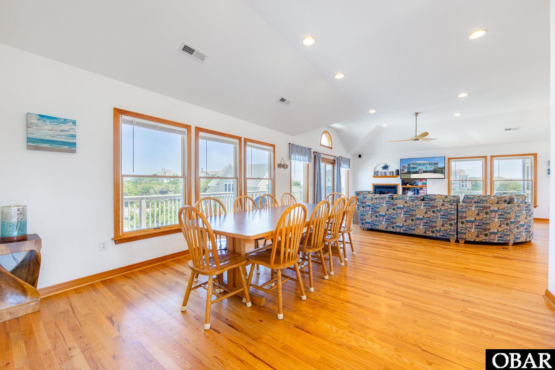 252 Ocean Boulevard, Southern Shores, NC 27949, 7 Bedrooms Bedrooms, ,8 BathroomsBathrooms,Residential,For sale,Ocean Boulevard,127035