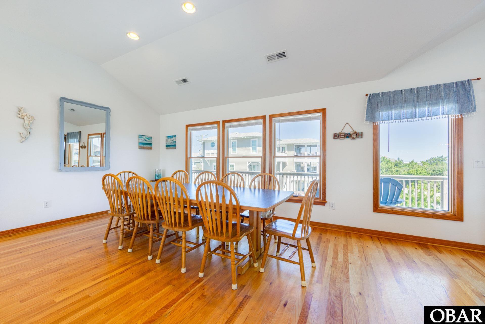 252 Ocean Boulevard, Southern Shores, NC 27949, 7 Bedrooms Bedrooms, ,8 BathroomsBathrooms,Residential,For sale,Ocean Boulevard,127035