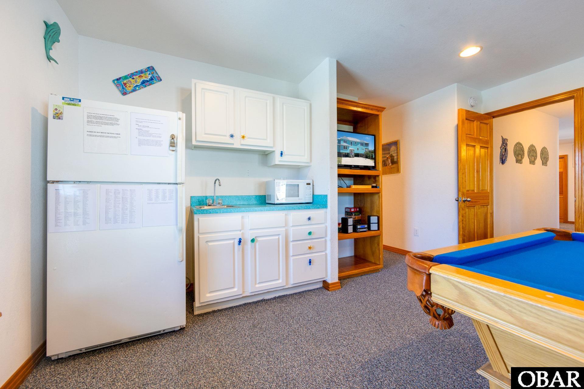 252 Ocean Boulevard, Southern Shores, NC 27949, 7 Bedrooms Bedrooms, ,8 BathroomsBathrooms,Residential,For sale,Ocean Boulevard,127035