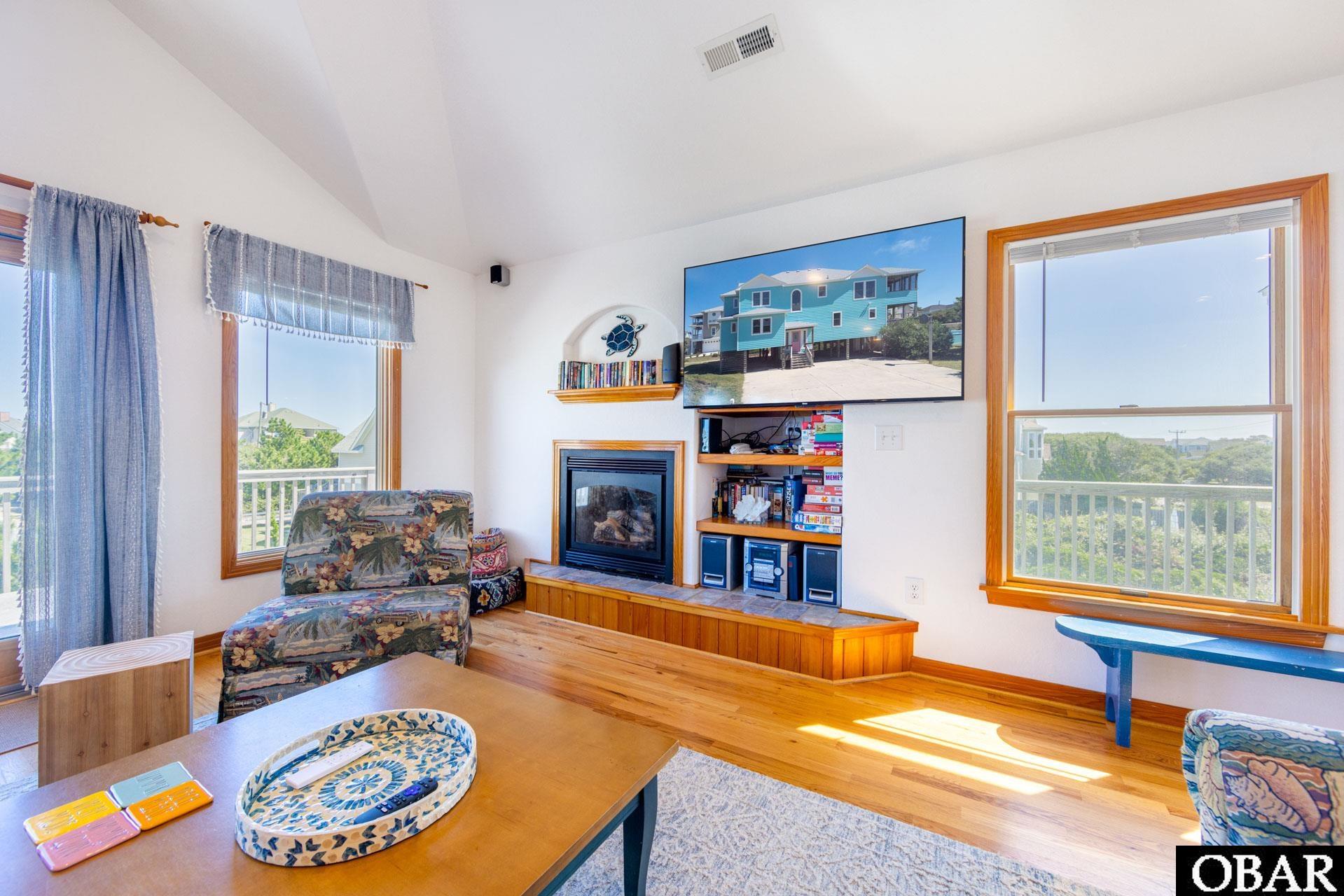 252 Ocean Boulevard, Southern Shores, NC 27949, 7 Bedrooms Bedrooms, ,8 BathroomsBathrooms,Residential,For sale,Ocean Boulevard,127035