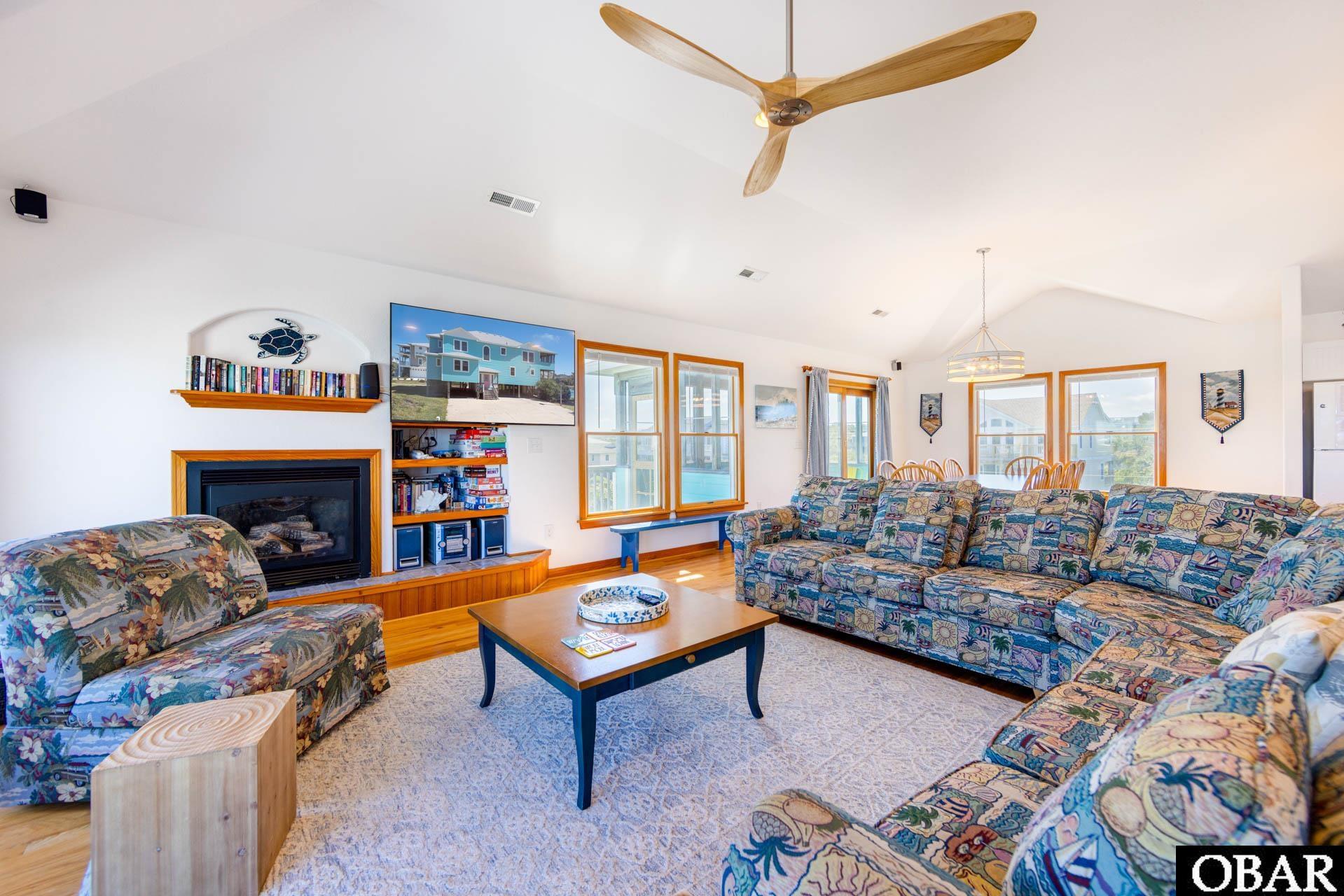252 Ocean Boulevard, Southern Shores, NC 27949, 7 Bedrooms Bedrooms, ,8 BathroomsBathrooms,Residential,For sale,Ocean Boulevard,127035