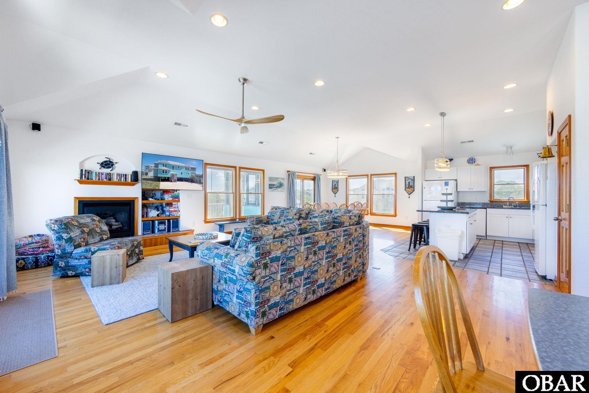 252 Ocean Boulevard, Southern Shores, NC 27949, 7 Bedrooms Bedrooms, ,8 BathroomsBathrooms,Residential,For sale,Ocean Boulevard,127035