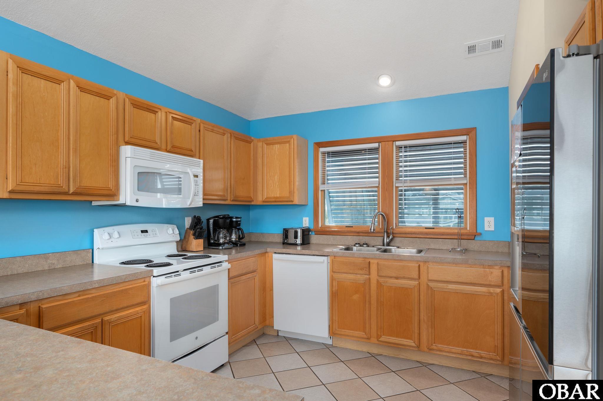 987 Whalehead Drive, Corolla, NC 27927, 6 Bedrooms Bedrooms, ,5 BathroomsBathrooms,Residential,For sale,Whalehead Drive,127042