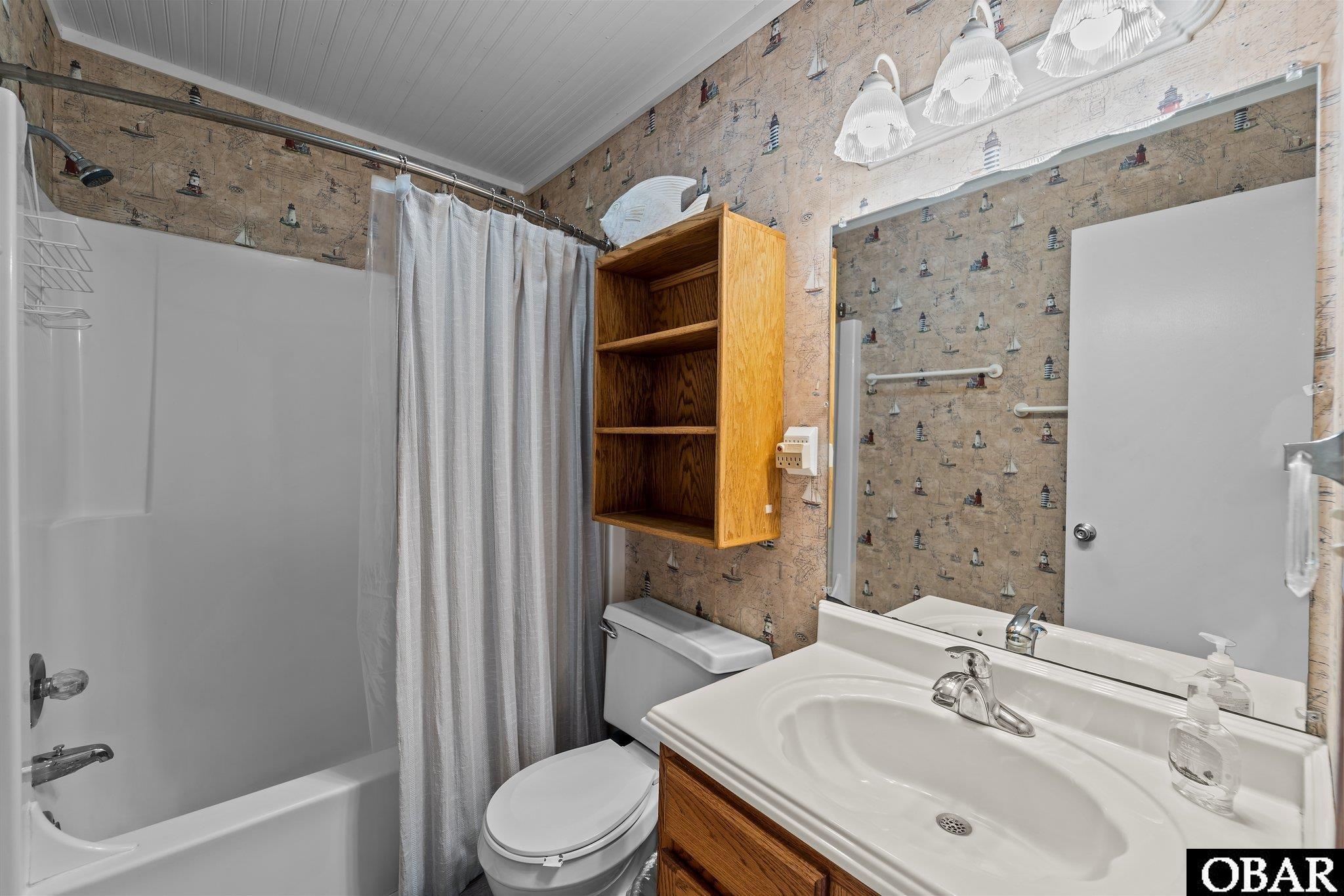 1400 Virginia Dare Trail, Kill Devil Hills, NC 27948, 4 Bedrooms Bedrooms, ,3 BathroomsBathrooms,Residential,For sale,Virginia Dare Trail,127045