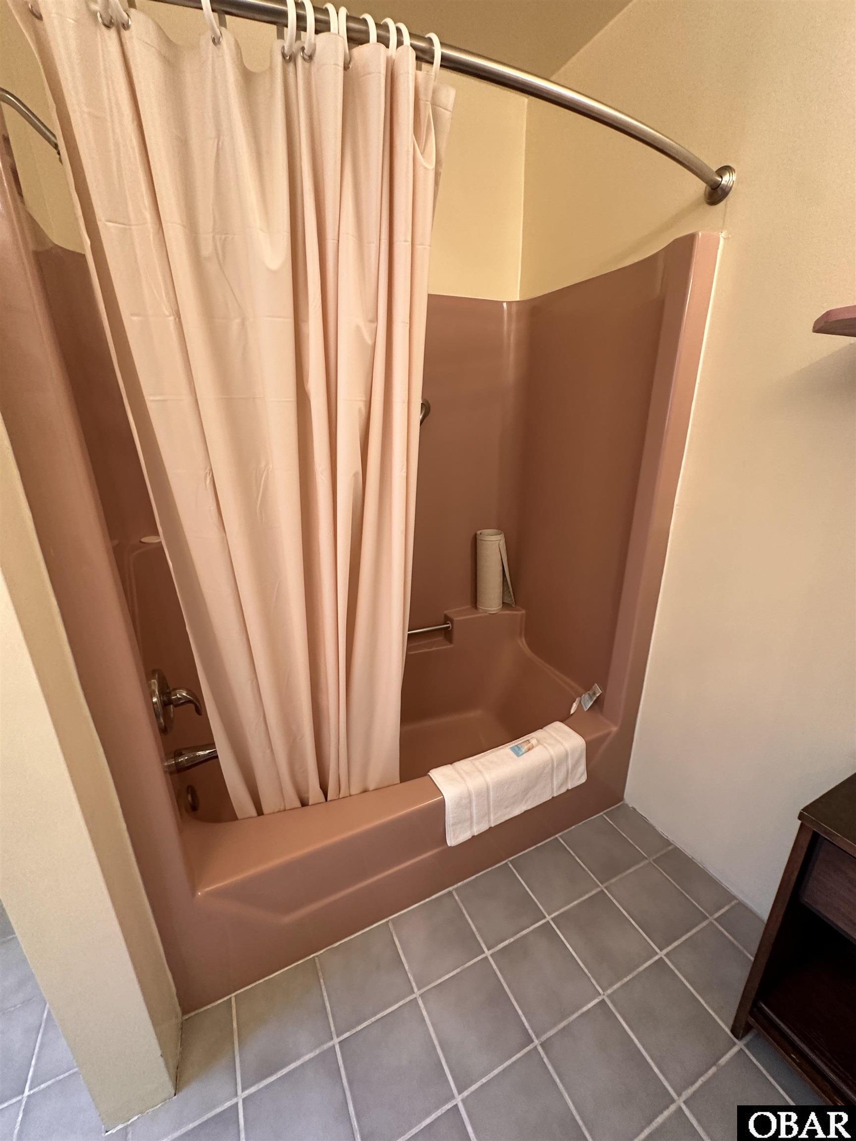 180 Irvin Garrish Highway, Ocracoke, NC 27960, 1 Bedroom Bedrooms, ,1 BathroomBathrooms,Residential,For sale,Irvin Garrish Highway,127049