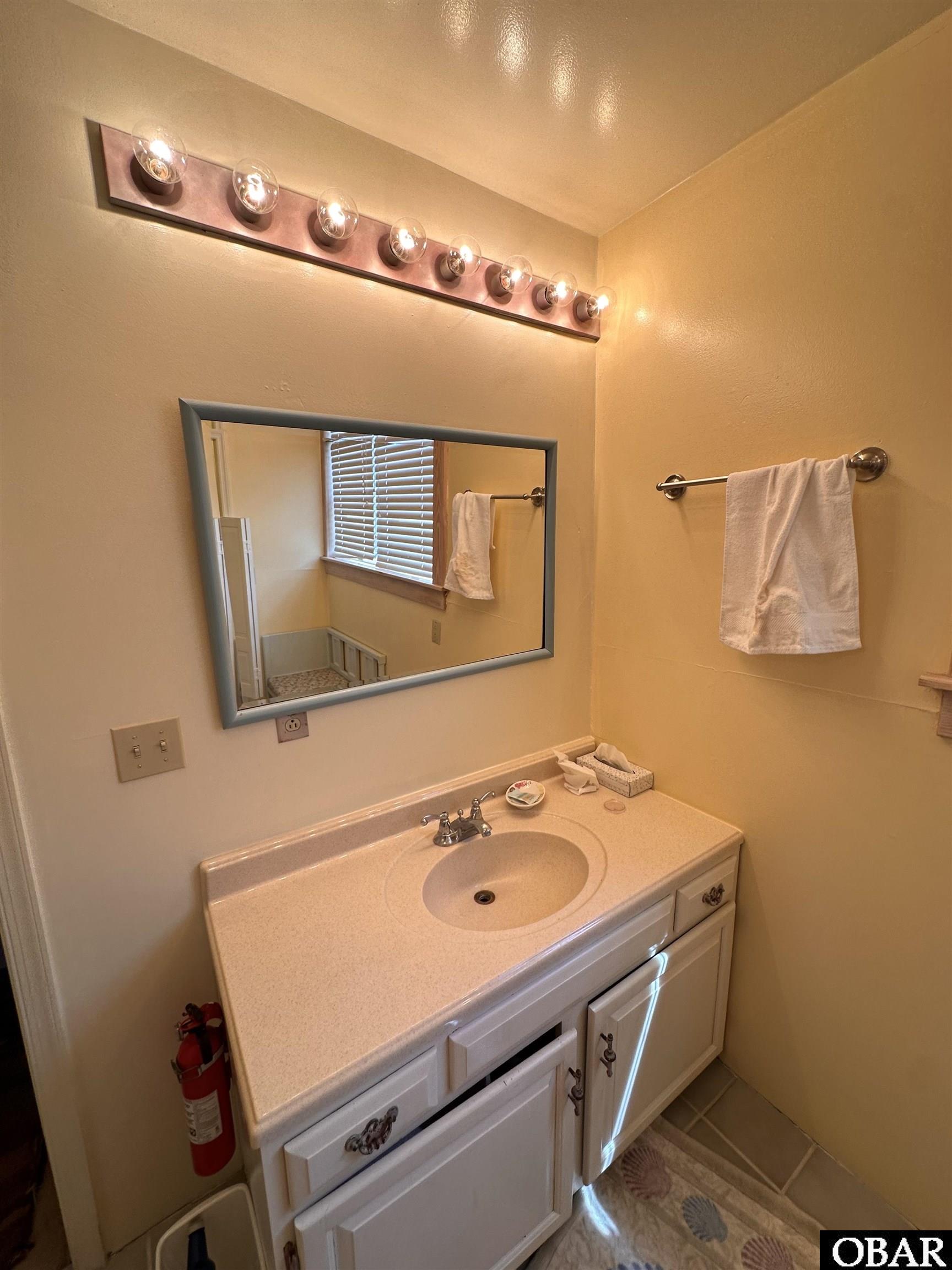 180 Irvin Garrish Highway, Ocracoke, NC 27960, 1 Bedroom Bedrooms, ,1 BathroomBathrooms,Residential,For sale,Irvin Garrish Highway,127049