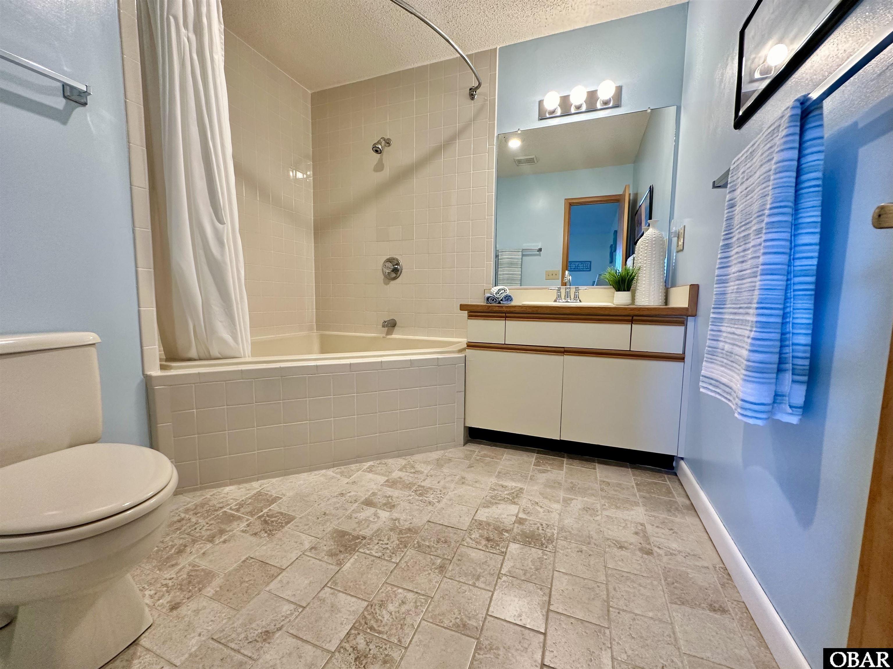 3836 Virginia Dare Trail, Kitty Hawk, NC 27949, 3 Bedrooms Bedrooms, ,2 BathroomsBathrooms,Residential,For sale,Virginia Dare Trail,127059