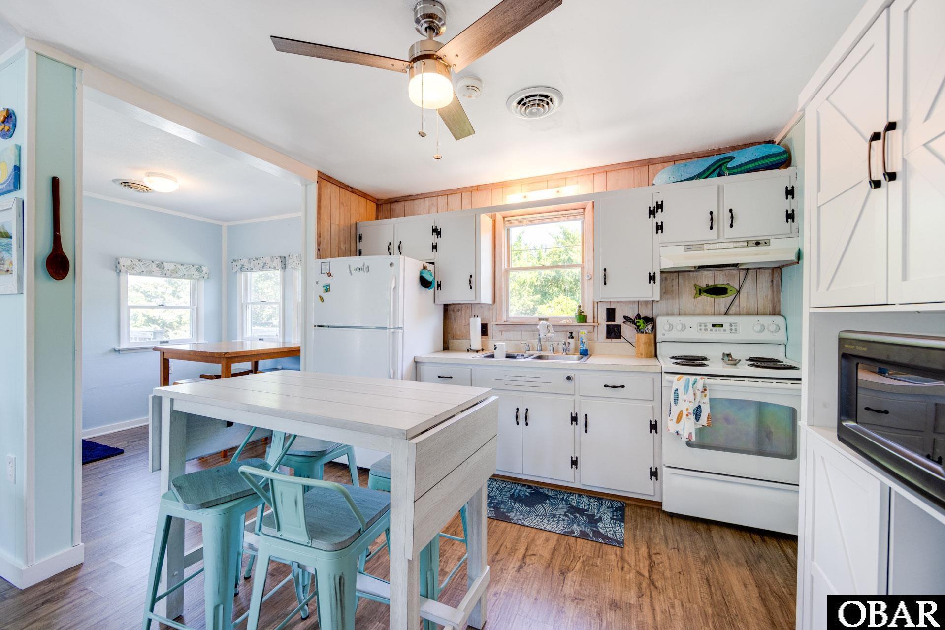 26931 Colony Drive, Salvo, NC 27972, 3 Bedrooms Bedrooms, ,1 BathroomBathrooms,Residential,For sale,Colony Drive,127061