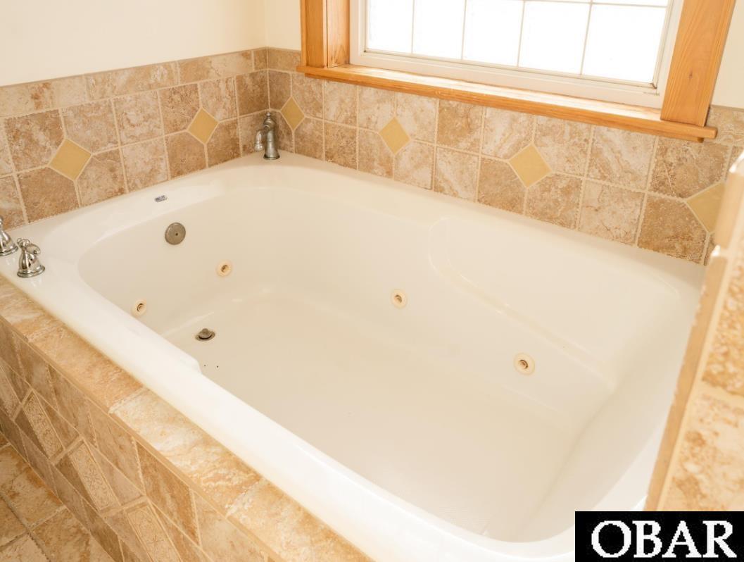1592 Sandpiper Road, Corolla, NC 27927, 8 Bedrooms Bedrooms, ,6 BathroomsBathrooms,Residential,For sale,Sandpiper Road,127068