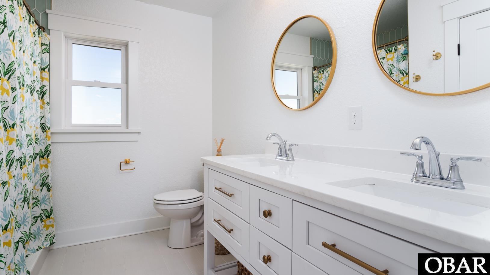 1660 Ocean Pearl Road, Corolla, NC 27927, 4 Bedrooms Bedrooms, ,3 BathroomsBathrooms,Residential,For sale,Ocean Pearl Road,127069