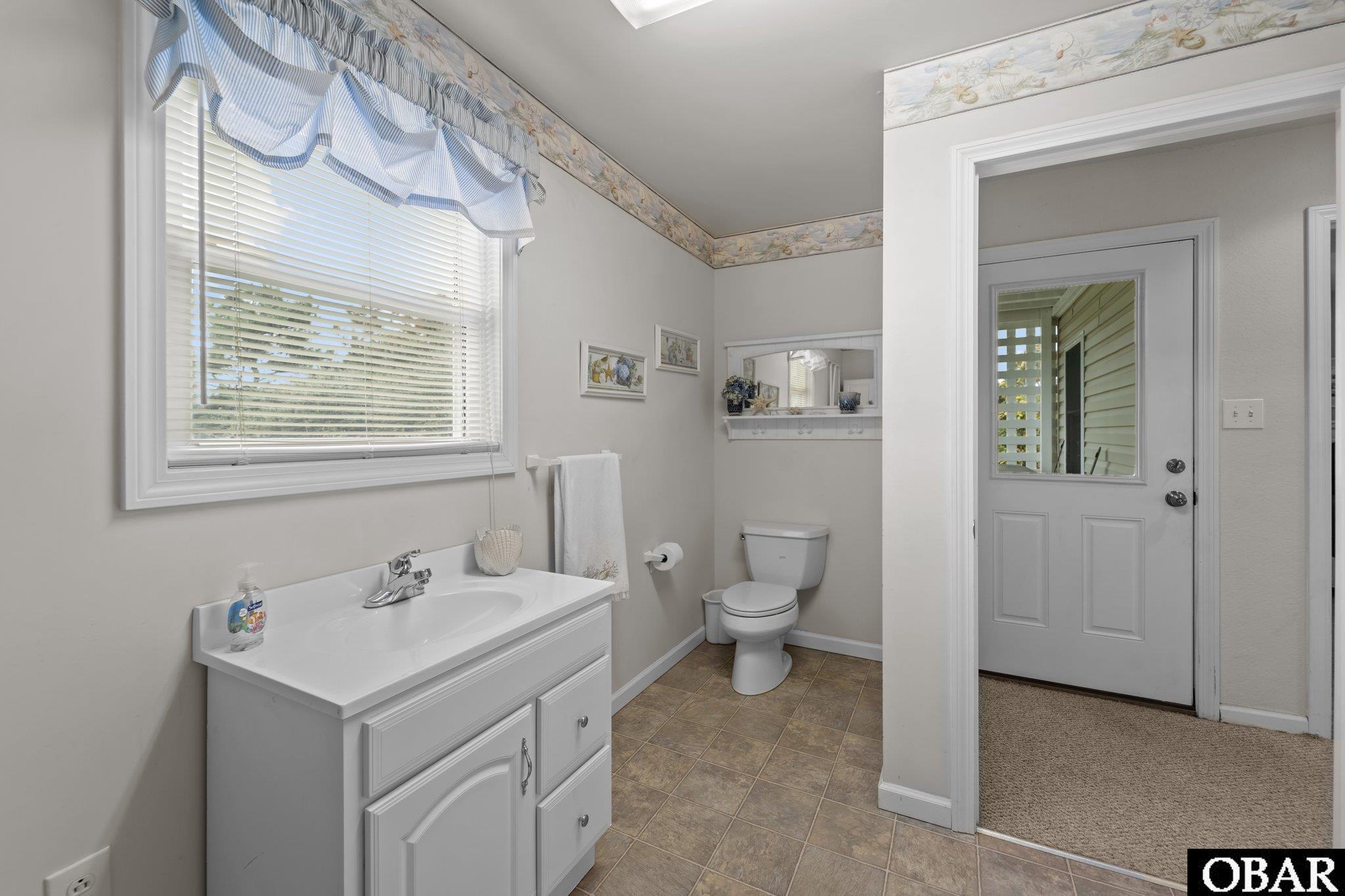 121 Danube Street, Nags Head, NC 27959, 4 Bedrooms Bedrooms, ,4 BathroomsBathrooms,Residential,For sale,Danube Street,127078