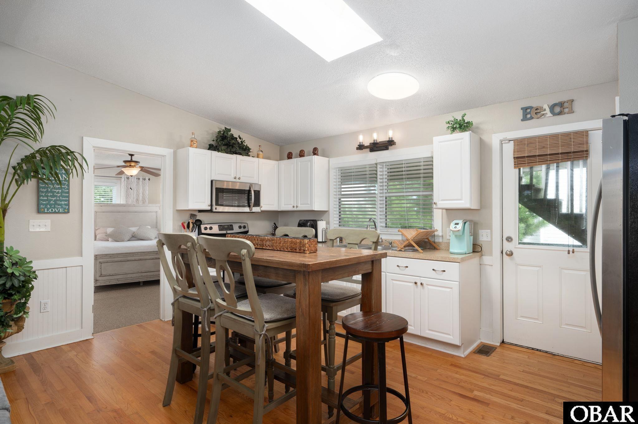 319 St. Louis Street, Kill Devil Hills, NC 27848, 4 Bedrooms Bedrooms, ,3 BathroomsBathrooms,Residential,For sale,St. Louis Street,127094