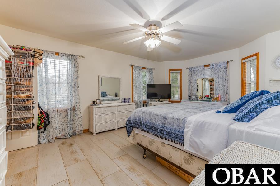 811 Colington Drive, Kill Devil Hills, NC 27948, 4 Bedrooms Bedrooms, ,3 BathroomsBathrooms,Residential,For sale,Colington Drive,127096