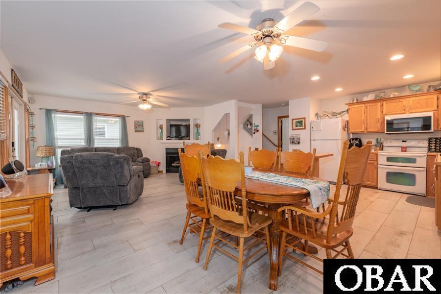 811 Colington Drive, Kill Devil Hills, NC 27948, 4 Bedrooms Bedrooms, ,3 BathroomsBathrooms,Residential,For sale,Colington Drive,127096