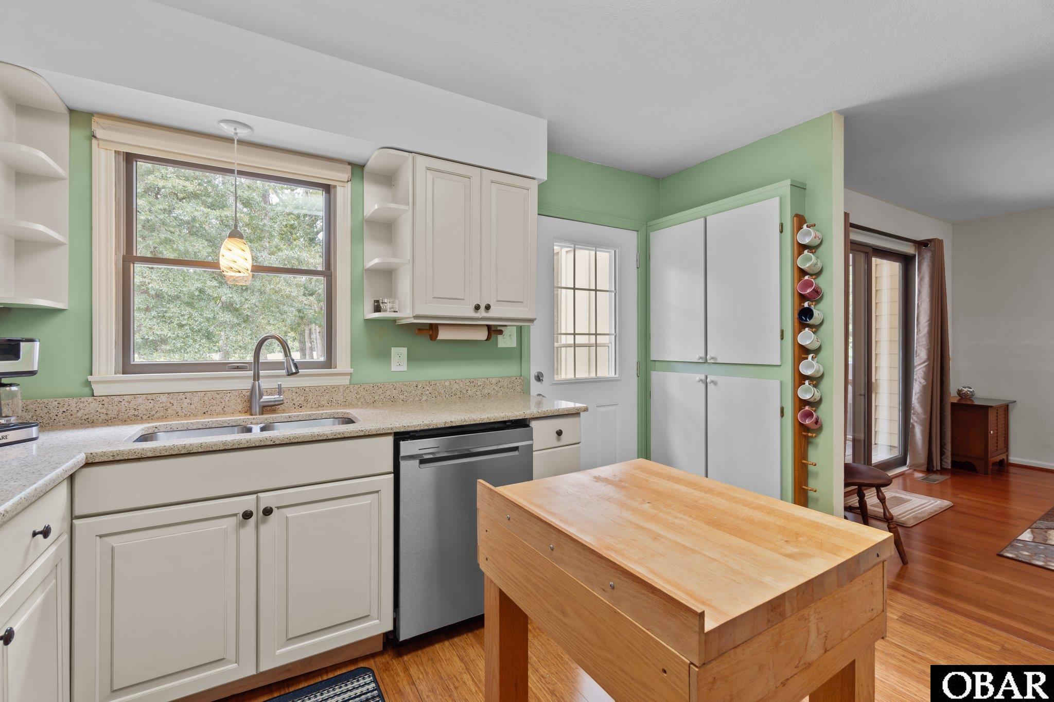 53 Duck Woods Drive, Southern Shores, NC 27949, 3 Bedrooms Bedrooms, ,2 BathroomsBathrooms,Residential,For sale,Duck Woods Drive,127105