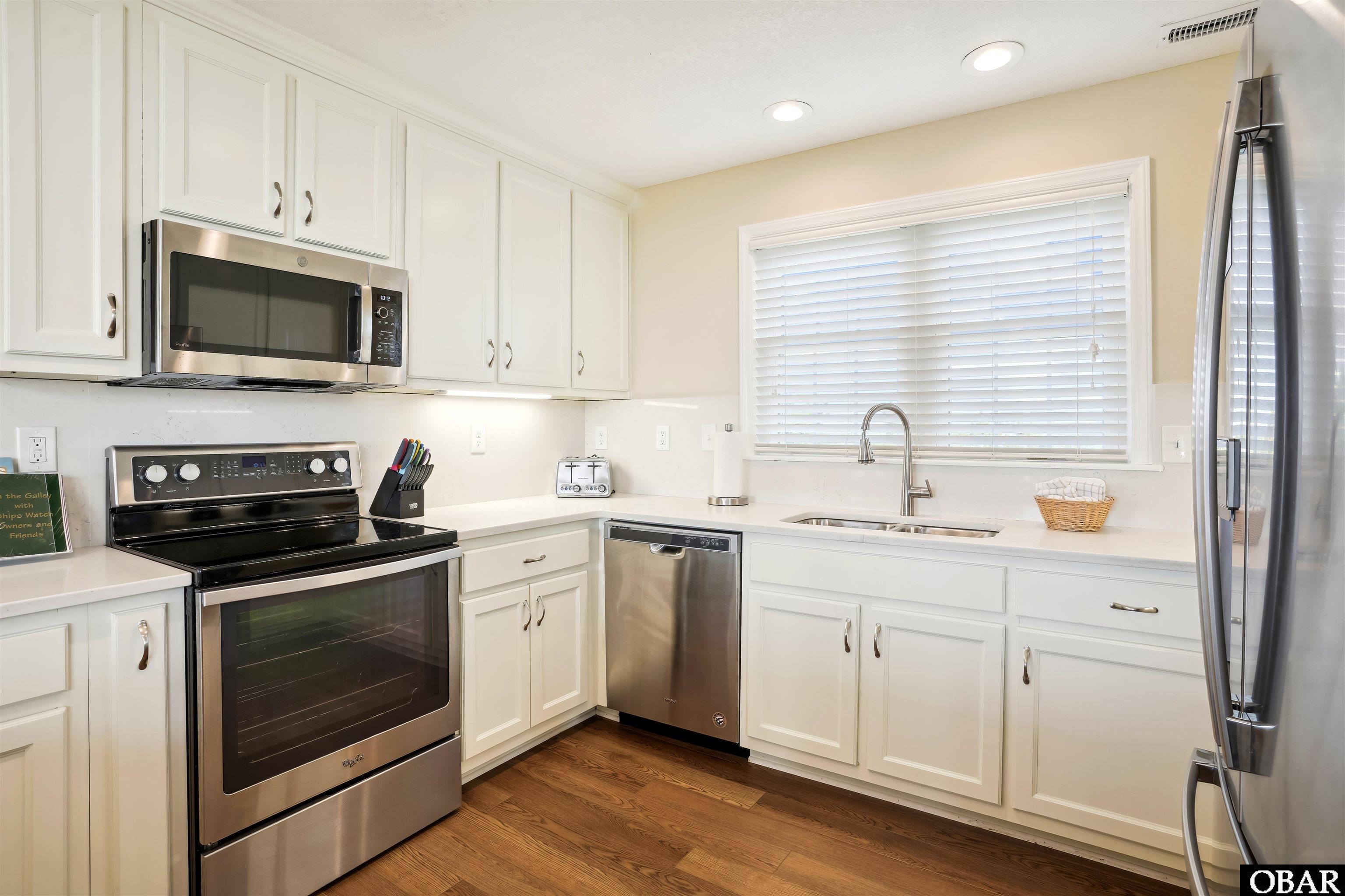 108 Ships Watch Drive, Duck, NC 27949, 4 Bedrooms Bedrooms, ,3 BathroomsBathrooms,Residential,For sale,Ships Watch Drive,127112