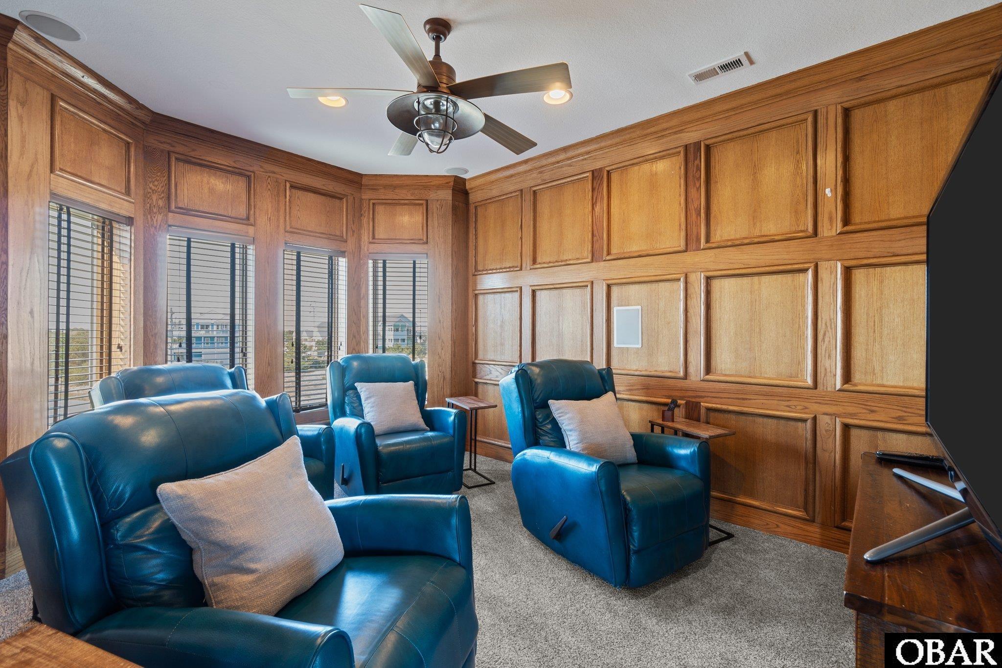 56999 Lighthouse Court, Hatteras, NC 27943, 8 Bedrooms Bedrooms, ,8 BathroomsBathrooms,Residential,For sale,Lighthouse Court,127136