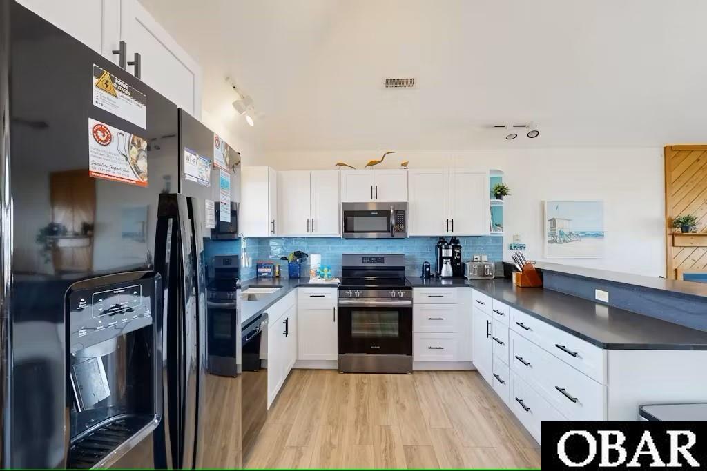 41784 Ocean View Drive, Avon, NC 27915, 5 Bedrooms Bedrooms, ,3 BathroomsBathrooms,Residential,For sale,Ocean View Drive,127152