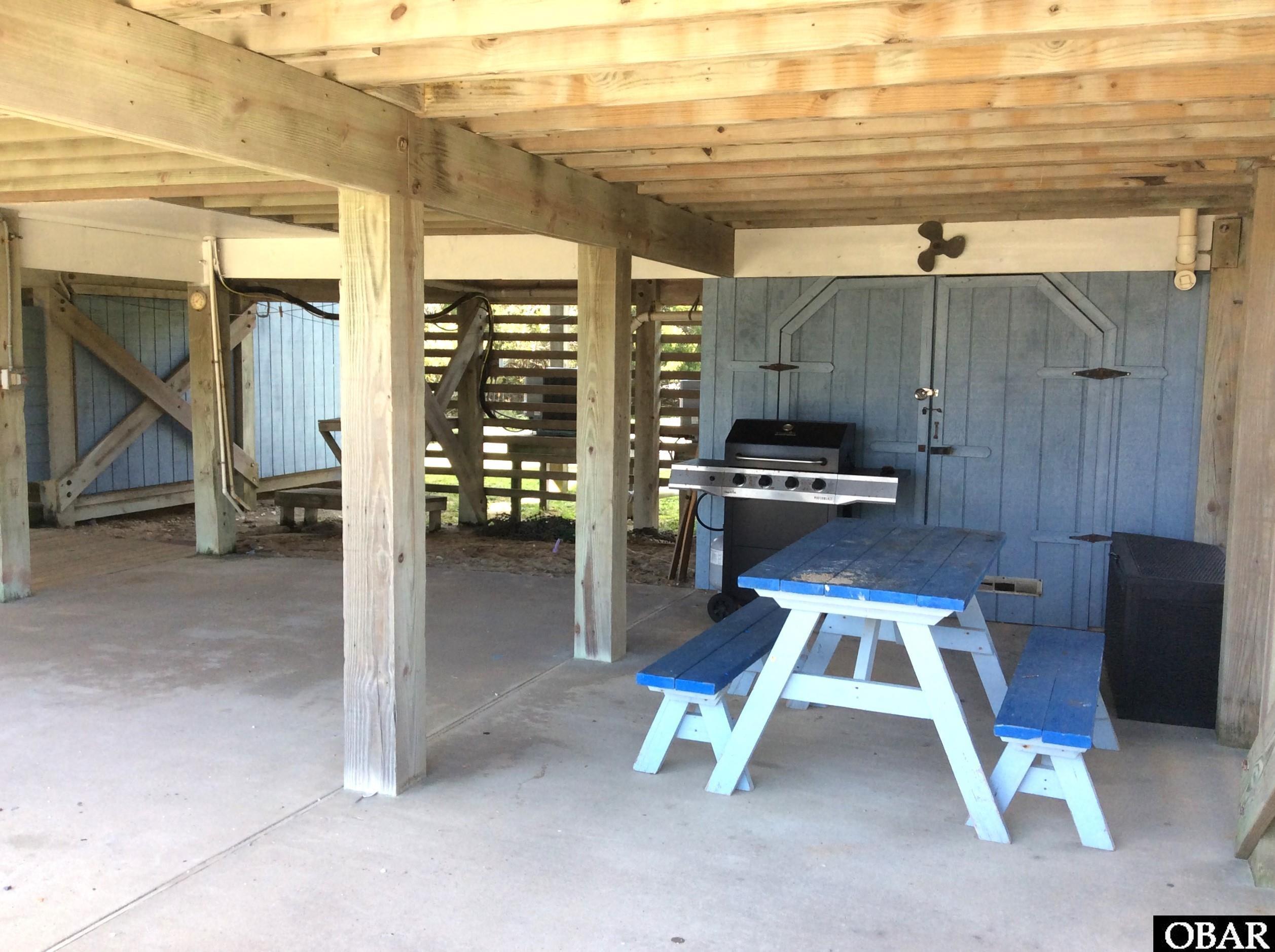 41784 Ocean View Drive, Avon, NC 27915, 5 Bedrooms Bedrooms, ,3 BathroomsBathrooms,Residential,For sale,Ocean View Drive,127152