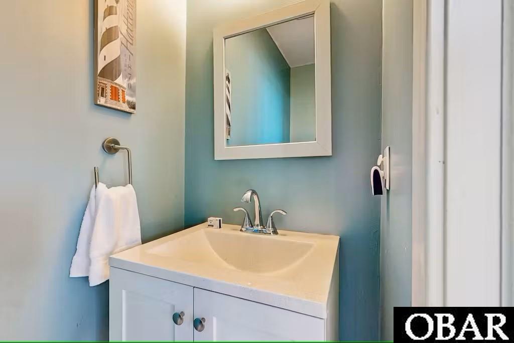 41784 Ocean View Drive, Avon, NC 27915, 5 Bedrooms Bedrooms, ,3 BathroomsBathrooms,Residential,For sale,Ocean View Drive,127152