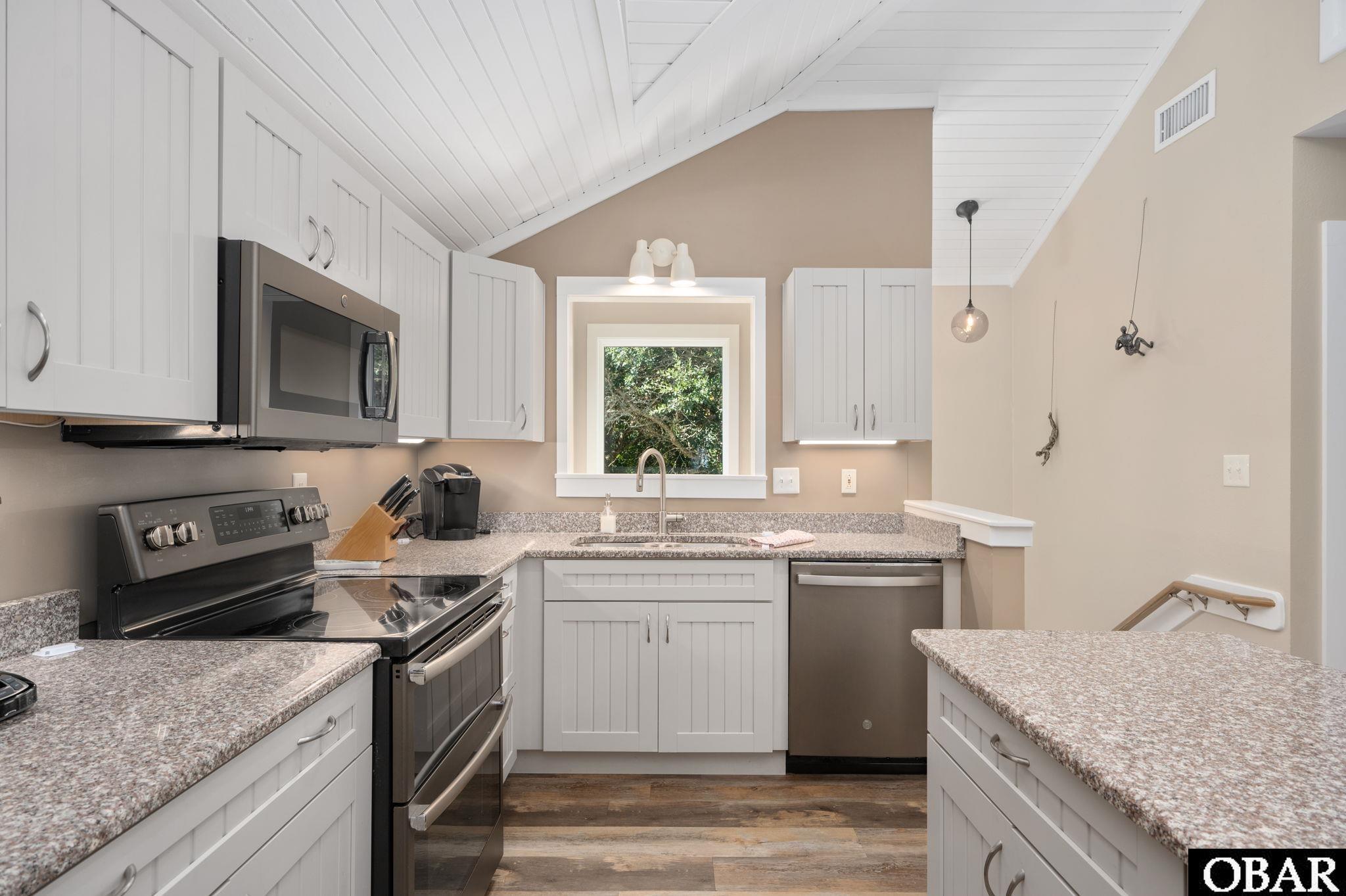 20 Ocean View Loop, Southern Shores, NC 27949, 4 Bedrooms Bedrooms, ,2 BathroomsBathrooms,Residential,For sale,Ocean View Loop,127166