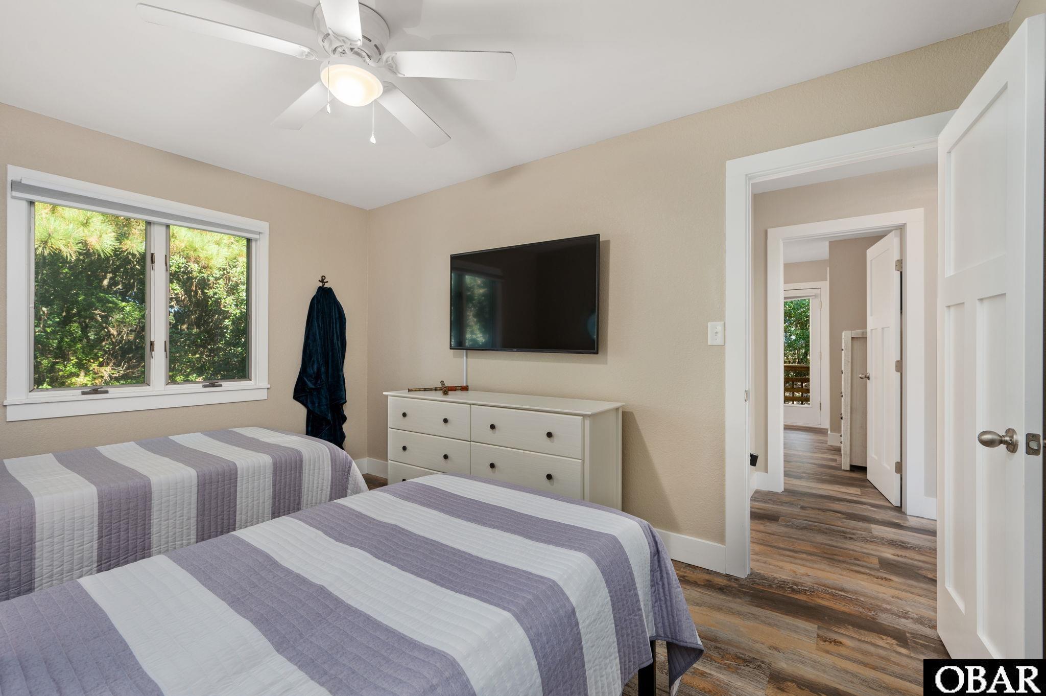 20 Ocean View Loop, Southern Shores, NC 27949, 4 Bedrooms Bedrooms, ,2 BathroomsBathrooms,Residential,For sale,Ocean View Loop,127166