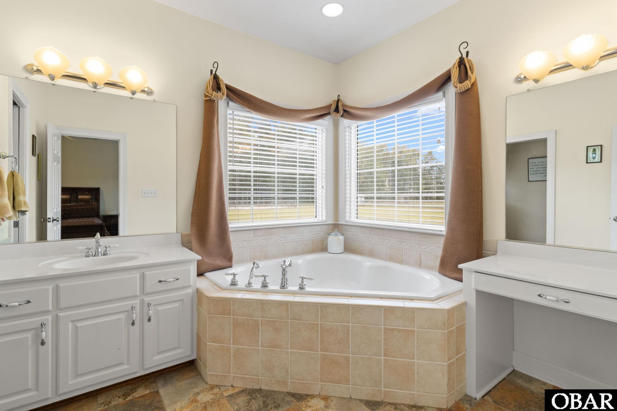 220 Old Jury Road, Moyock, NC 27958, 4 Bedrooms Bedrooms, ,3 BathroomsBathrooms,Residential,For sale,Old Jury Road,127187