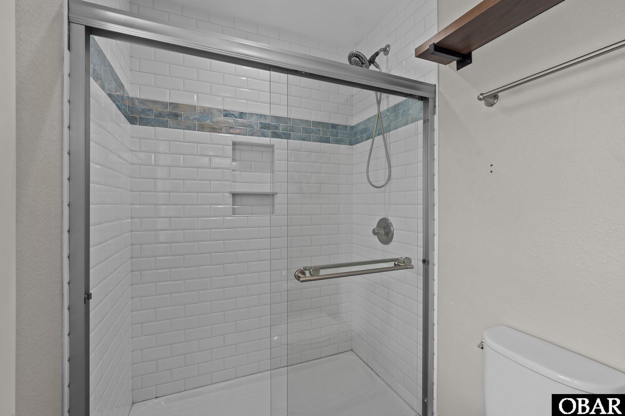 117A Colington Pointe Drive, Kill Devil Hills, NC 27948, 3 Bedrooms Bedrooms, ,3 BathroomsBathrooms,Residential,For sale,Colington Pointe Drive,127191