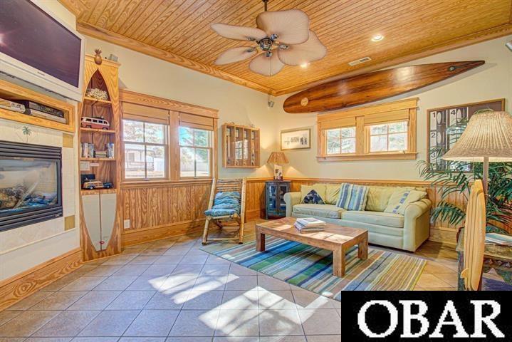 706, 708 Wingina Avenue, Manteo, NC 27954, 4 Bedrooms Bedrooms, ,5 BathroomsBathrooms,Residential,For sale,Wingina Avenue,127193
