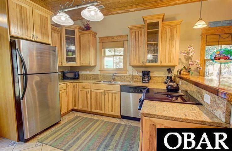 706, 708 Wingina Avenue, Manteo, NC 27954, 4 Bedrooms Bedrooms, ,5 BathroomsBathrooms,Residential,For sale,Wingina Avenue,127193