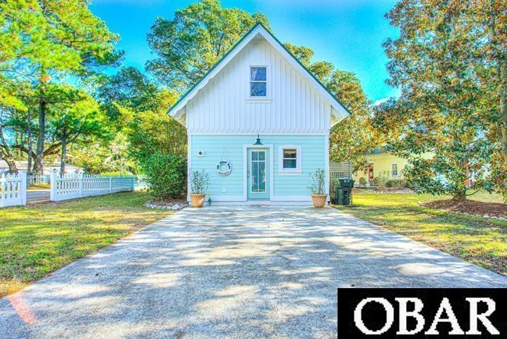 706, 708 Wingina Avenue, Manteo, NC 27954, 4 Bedrooms Bedrooms, ,5 BathroomsBathrooms,Residential,For sale,Wingina Avenue,127193