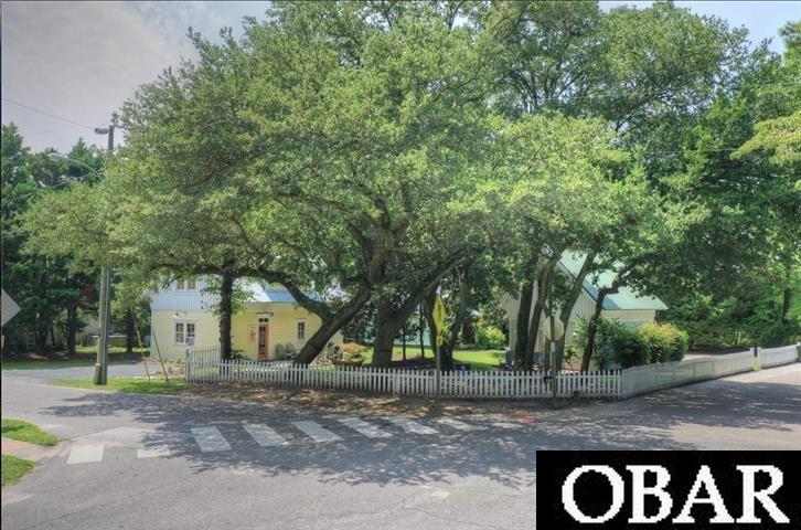 706, 708 Wingina Avenue, Manteo, NC 27954, 4 Bedrooms Bedrooms, ,5 BathroomsBathrooms,Residential,For sale,Wingina Avenue,127193