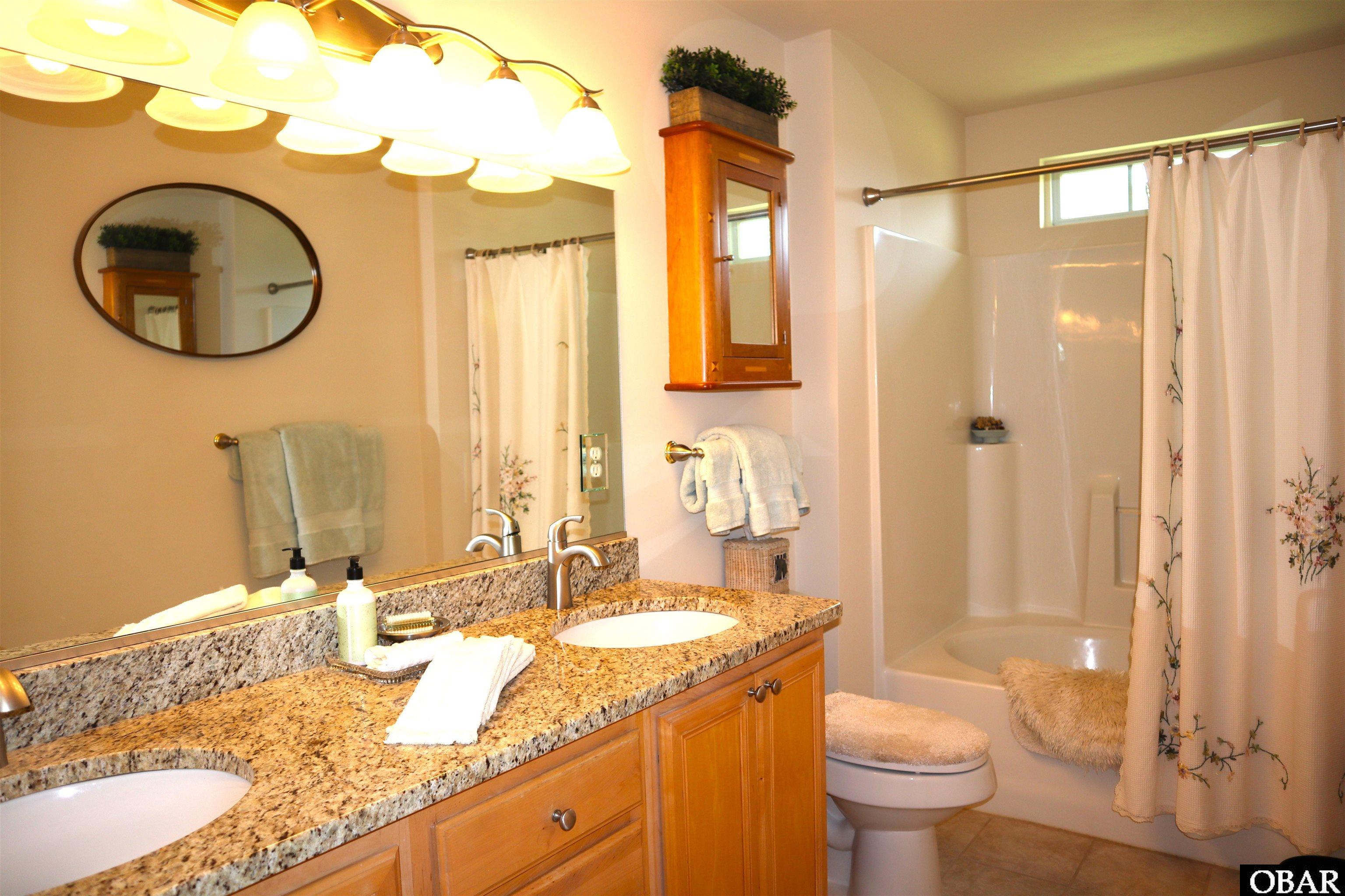 106 Barefoot Lane, Grandy, NC 27939, 4 Bedrooms Bedrooms, ,2 BathroomsBathrooms,Residential,For sale,Barefoot Lane,127213